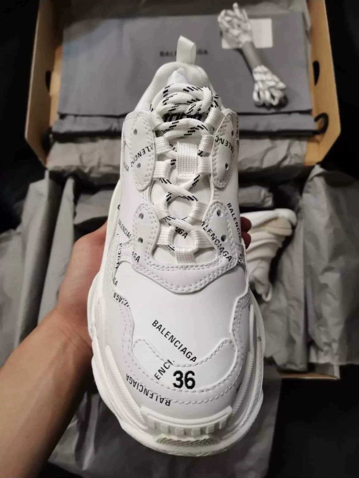 Balenciaga Тройной логотип Balenciaga с полной печатью