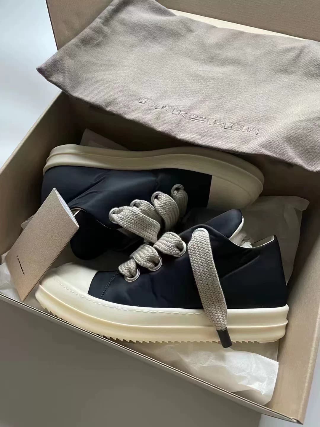 Рик Оуэнс Хлеб, нарезанный кубиками из нейлонового жира Drkshdw 25ss