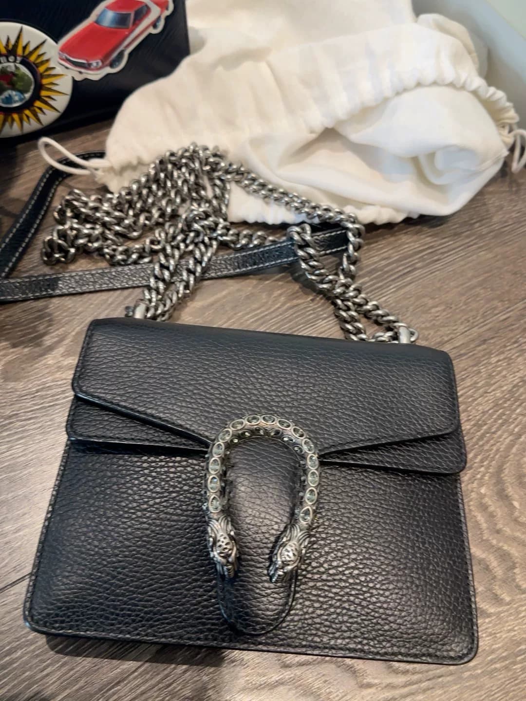 Gucci Bacchus, куплен в Гонконге, для личного пользования, с незначительными следами использования, 7000 шт.