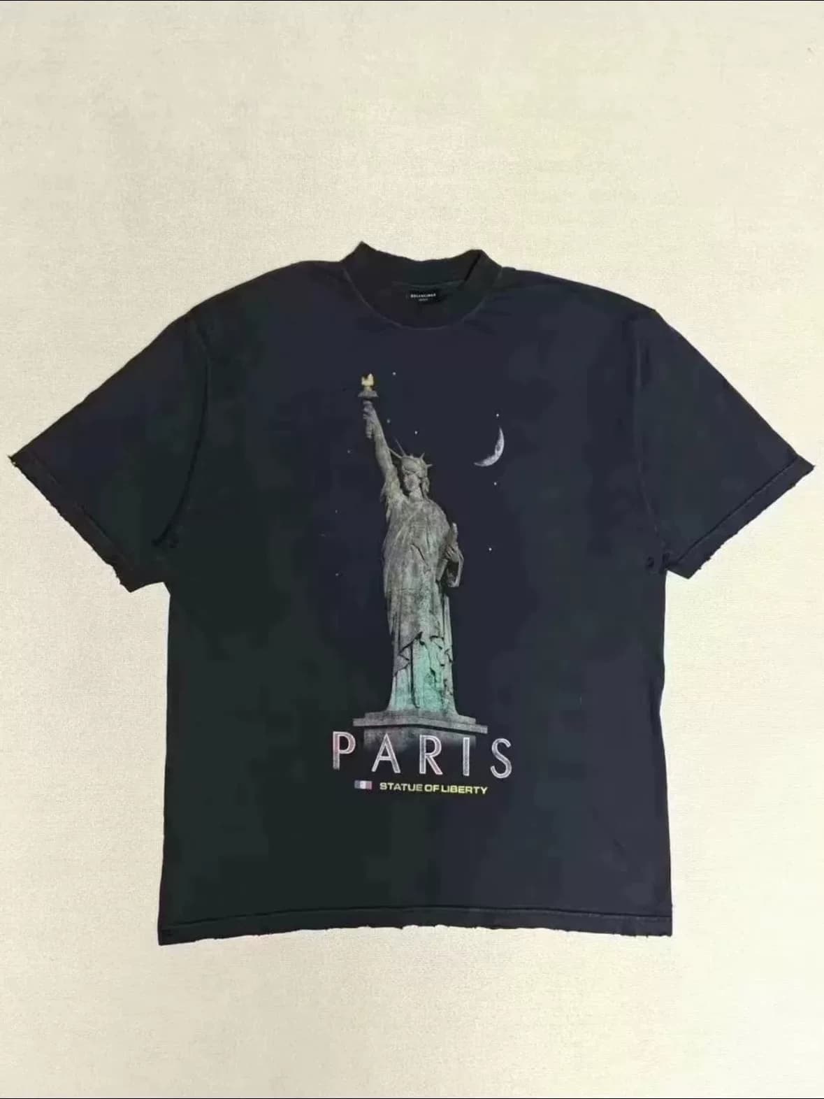 Balenciaga + Короткий рукав "Разрушение статуи Свободы"