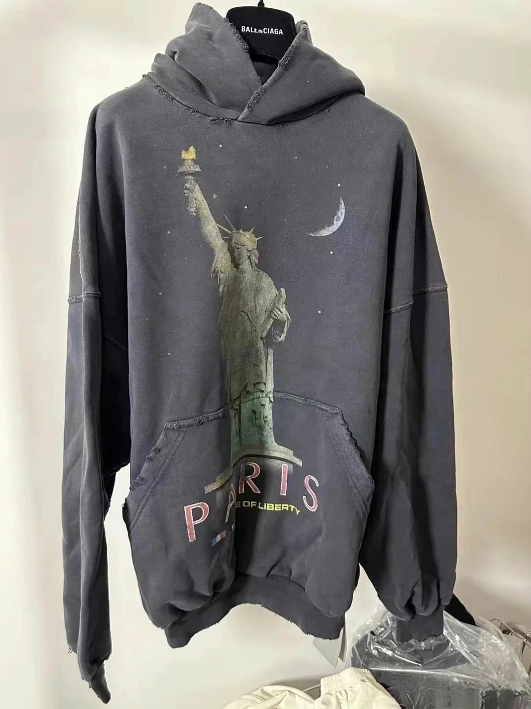 Balenciaga/Новый стиль Balenciaga Freedom