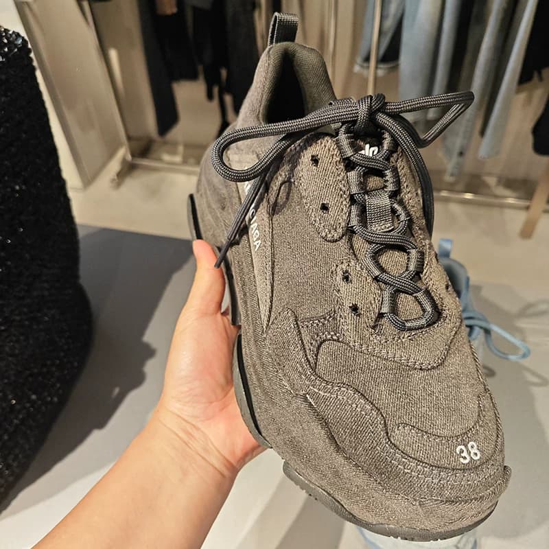 Balenciaga Обувь Balenciaga Triple S daddy для мужчин и женщин с одинаковой джинсовой повседневной спортивной обувью на толстой подошве