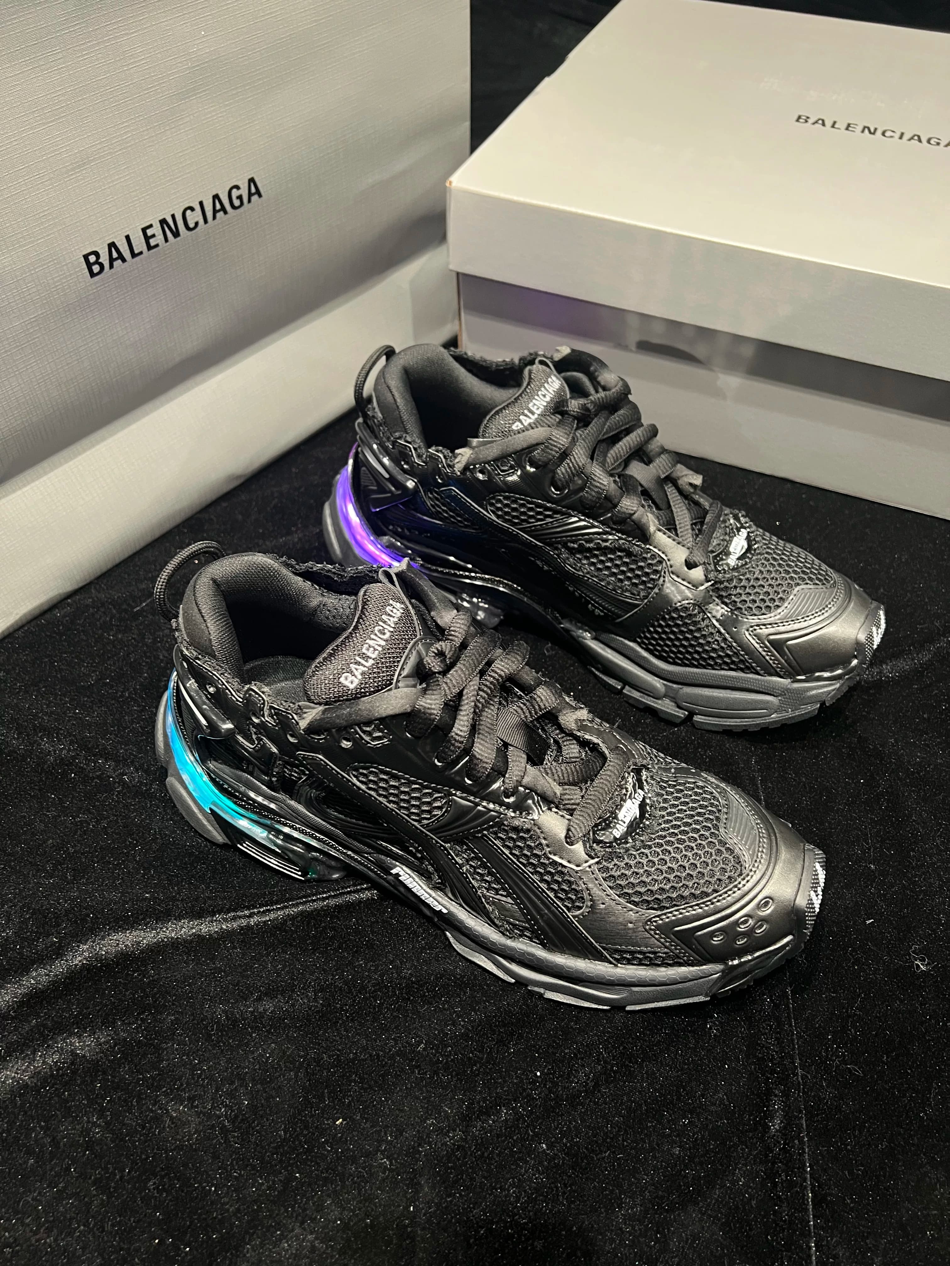 [Один товар и одна проверка при осмотре] Balenciaga/Спортивная обувь Balenciaga colorful LED daddy shoes