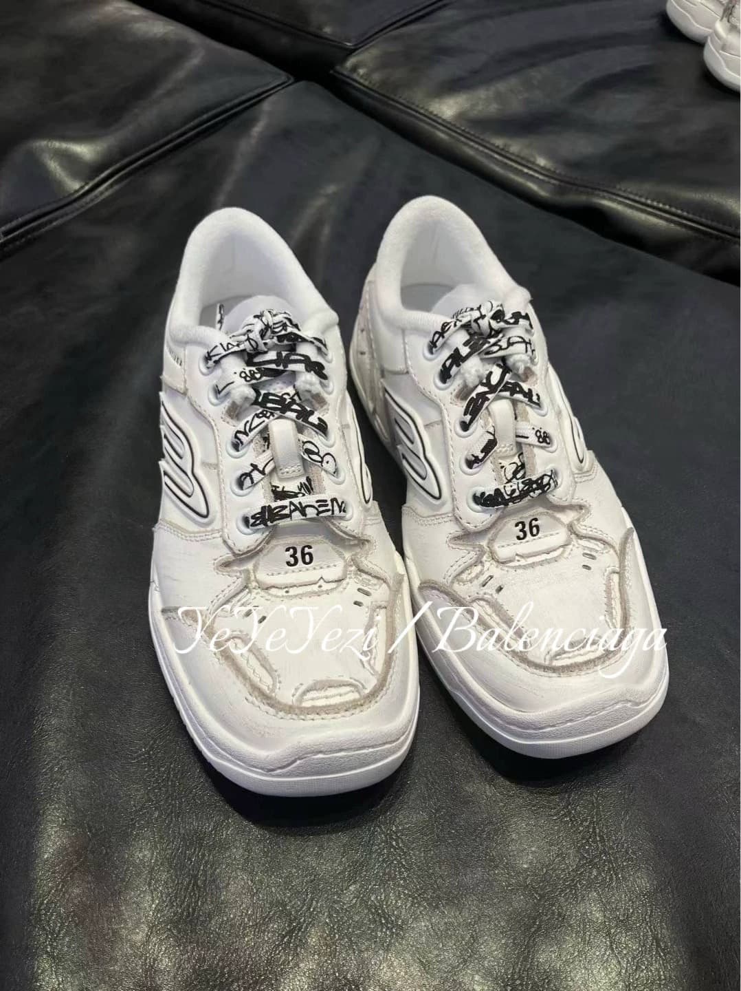 Кроссовки Yezi ｜ Balenciaga Balenciaga 25 осенне-зимние мужские и женские кроссовки в одном стиле Hamptons old