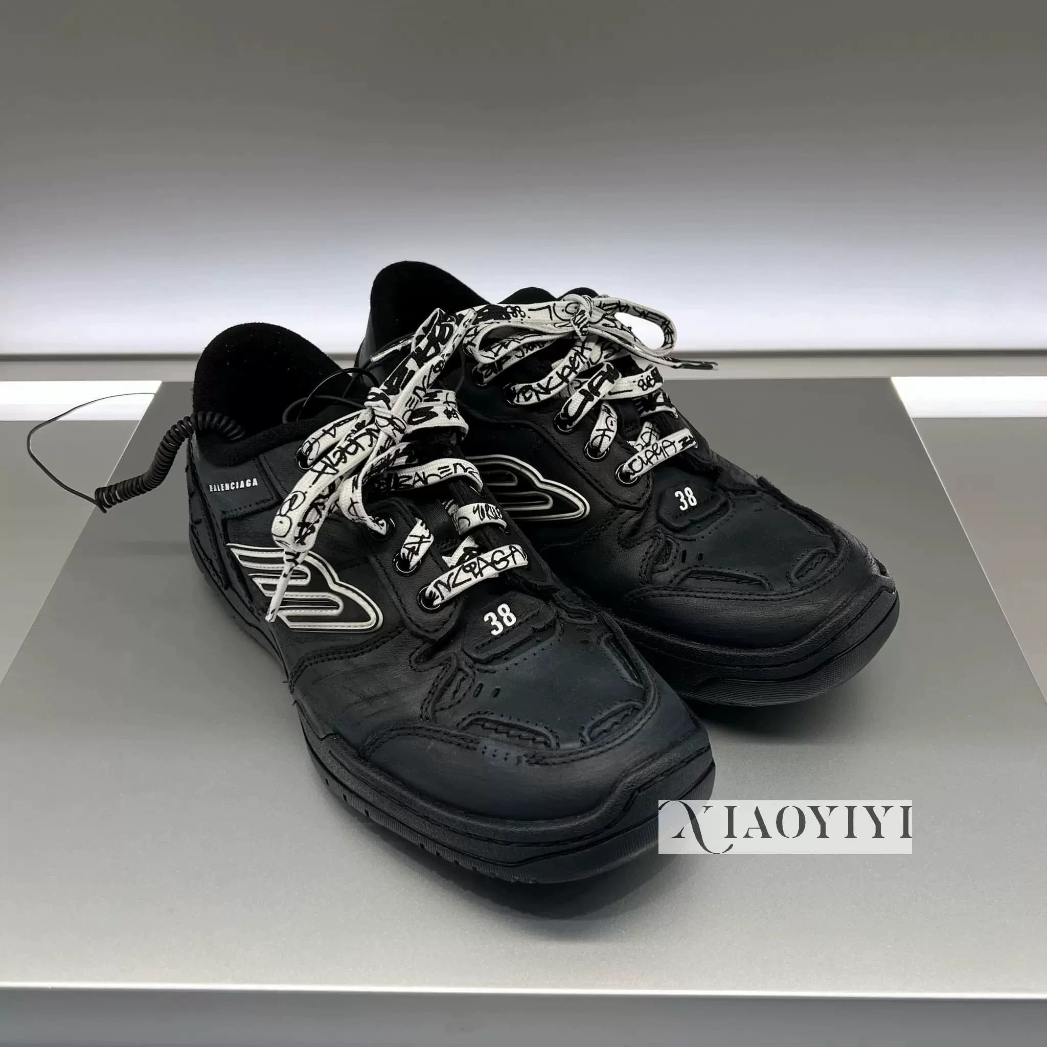скидка 15% на женскую спортивную обувь Balenciaga Balenciaga Hamptons 26 новинок из Европы при покупке старых кроссовок