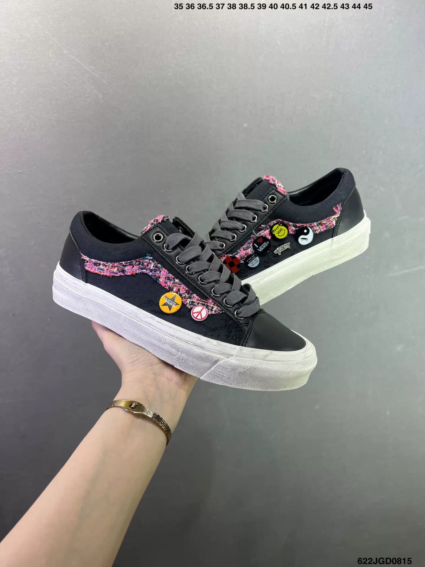 совершенно новый!Уровень компании!Школа Vans Classics в Кну