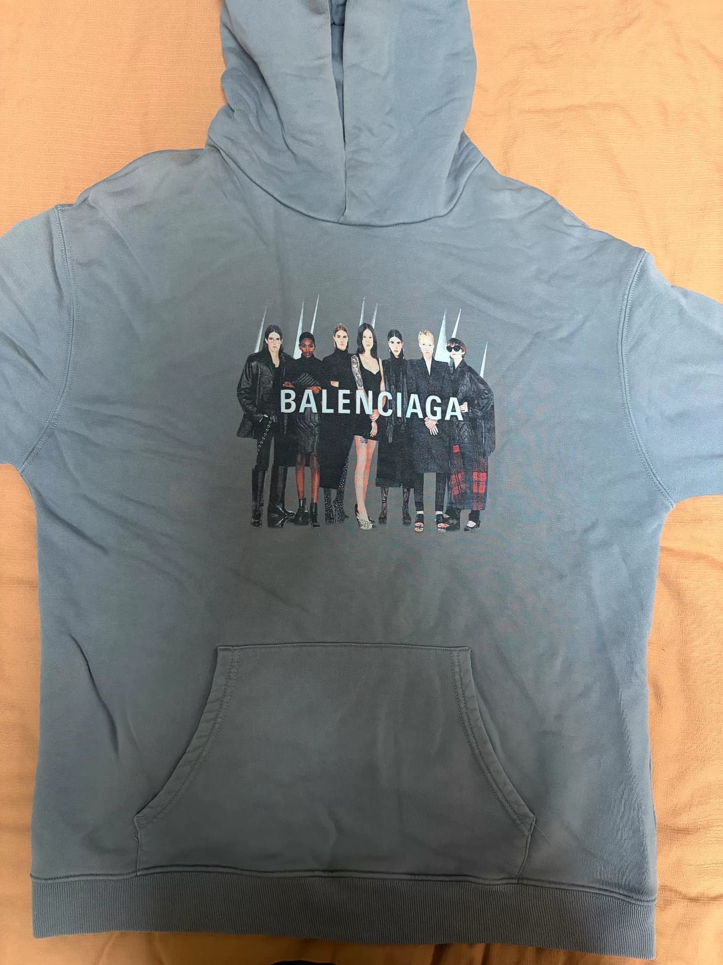 Свитер с капюшоном Balenciaga Balenciaga Portrait Размер S