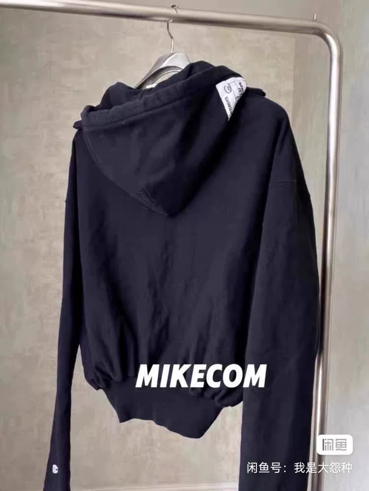 Кофта-кардиган champion от совместного бренда Mikecom и Vetements