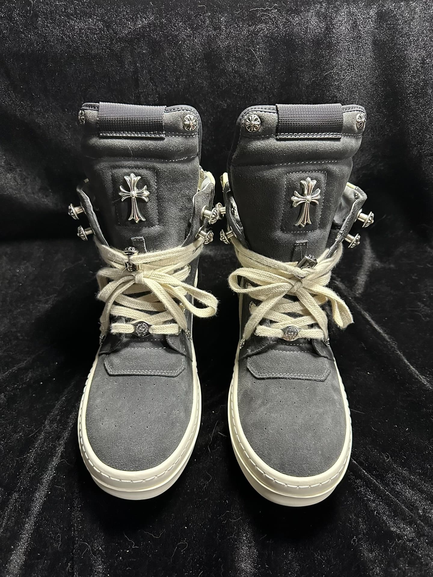Ремейк ro Crow Heart под совместным брендом rick owens x Ch