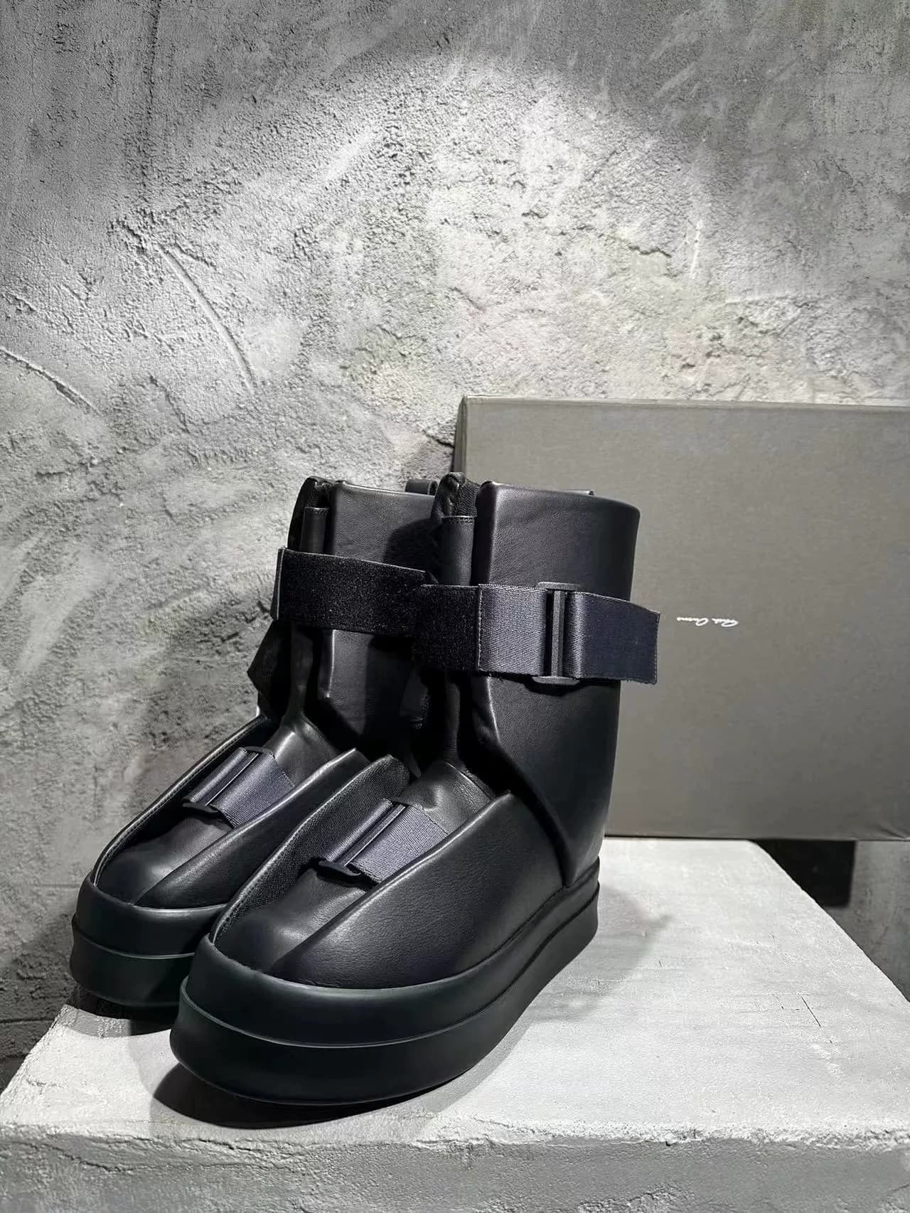 RICK OWENS 23ss показывает гипсовые ботинки для переломов, мужские черные ботинки для переломов