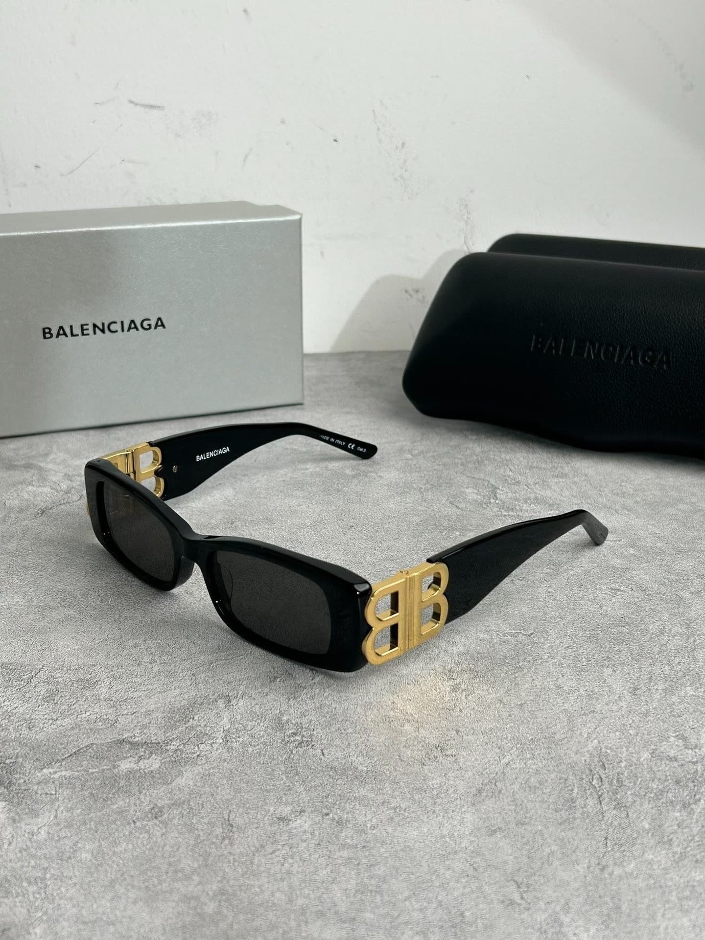 Солнцезащитные очки Balenciaga Balenciaga BB0096S, черные