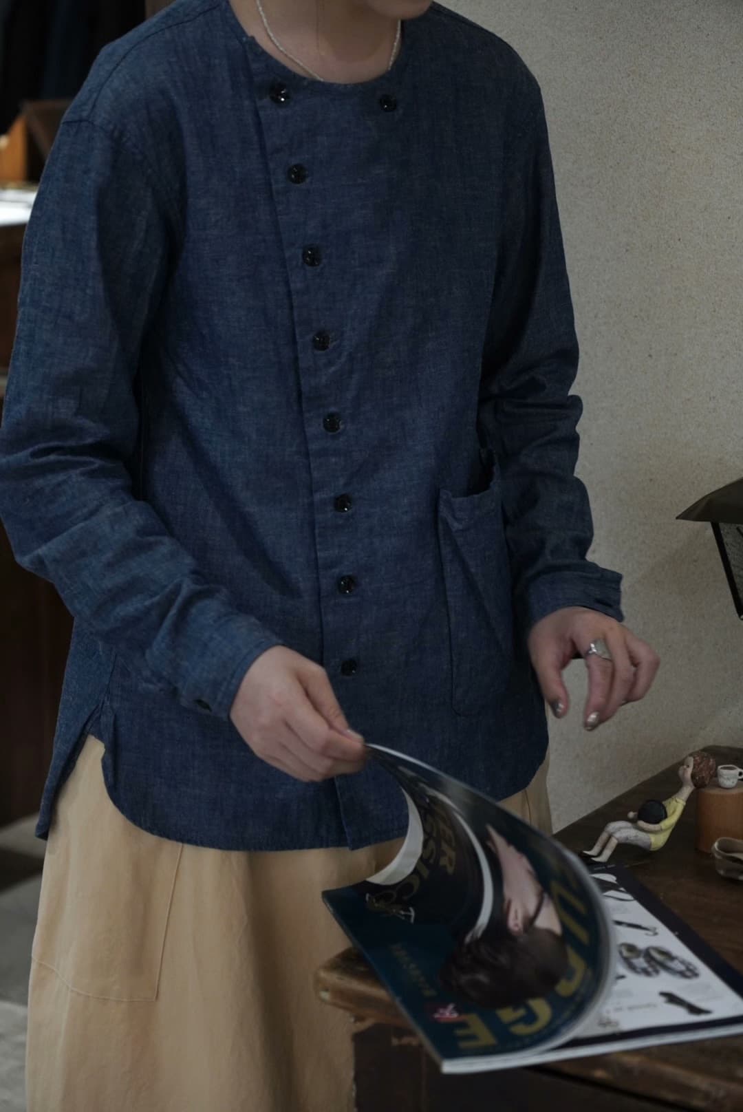 Джинсовая синяя рубашка VETEMENTS de TRAVAIL, размер 1
