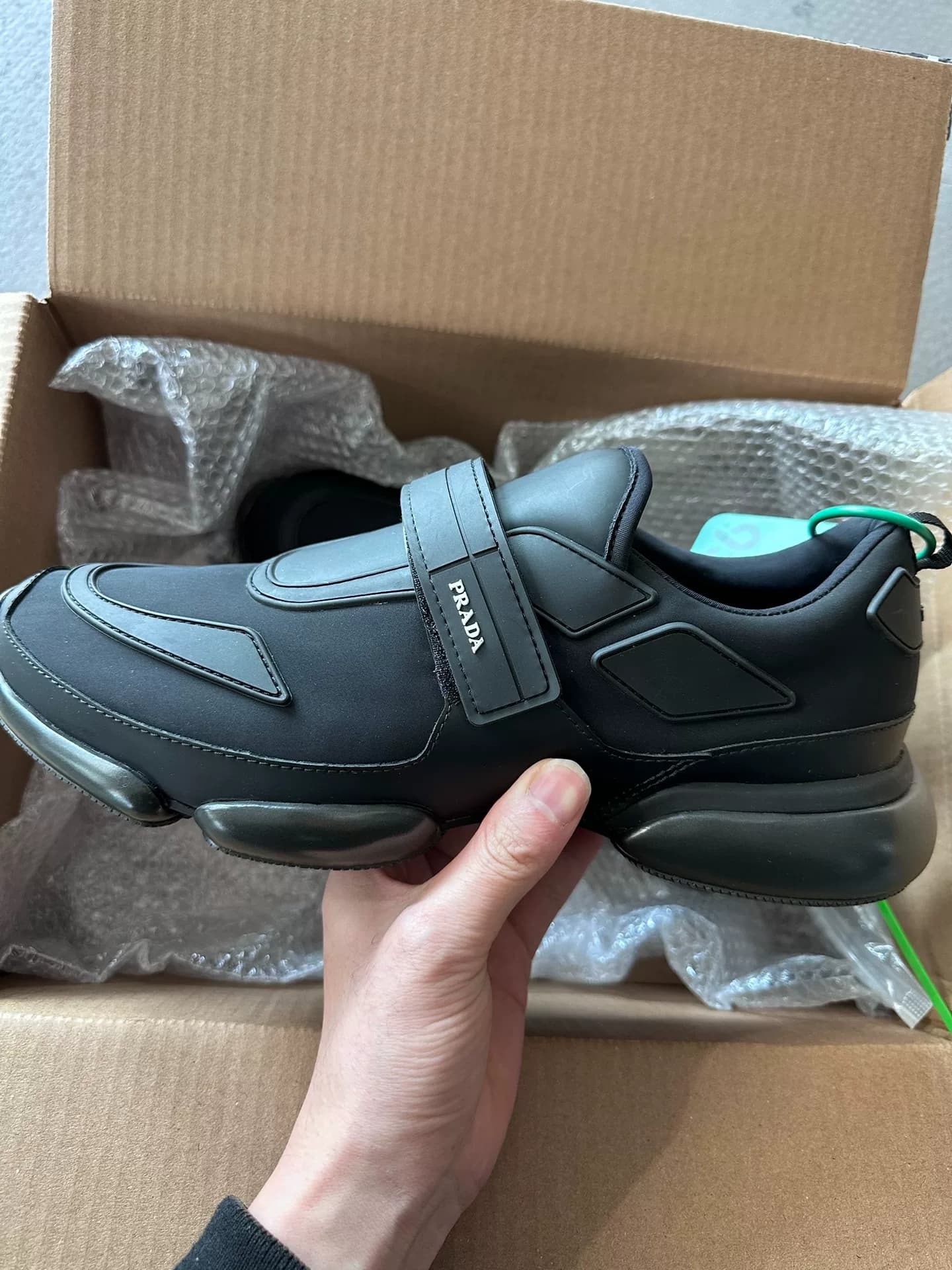 Спортивная повседневная обувь PRADA Cloudbust с низким вырезом, мужская, черная