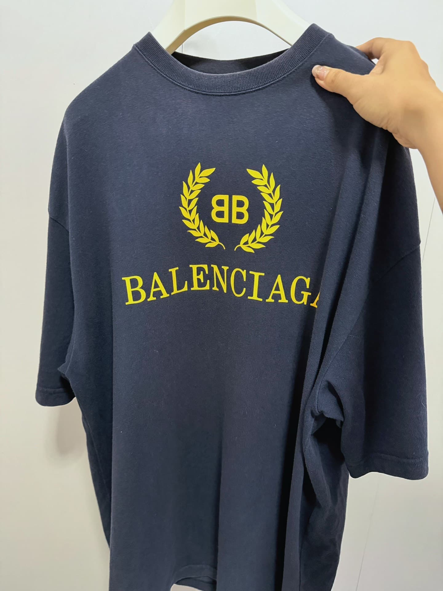 Balenciaga Футболка с короткими рукавами Balenciaga wheat ear темно-синяя, размер XS