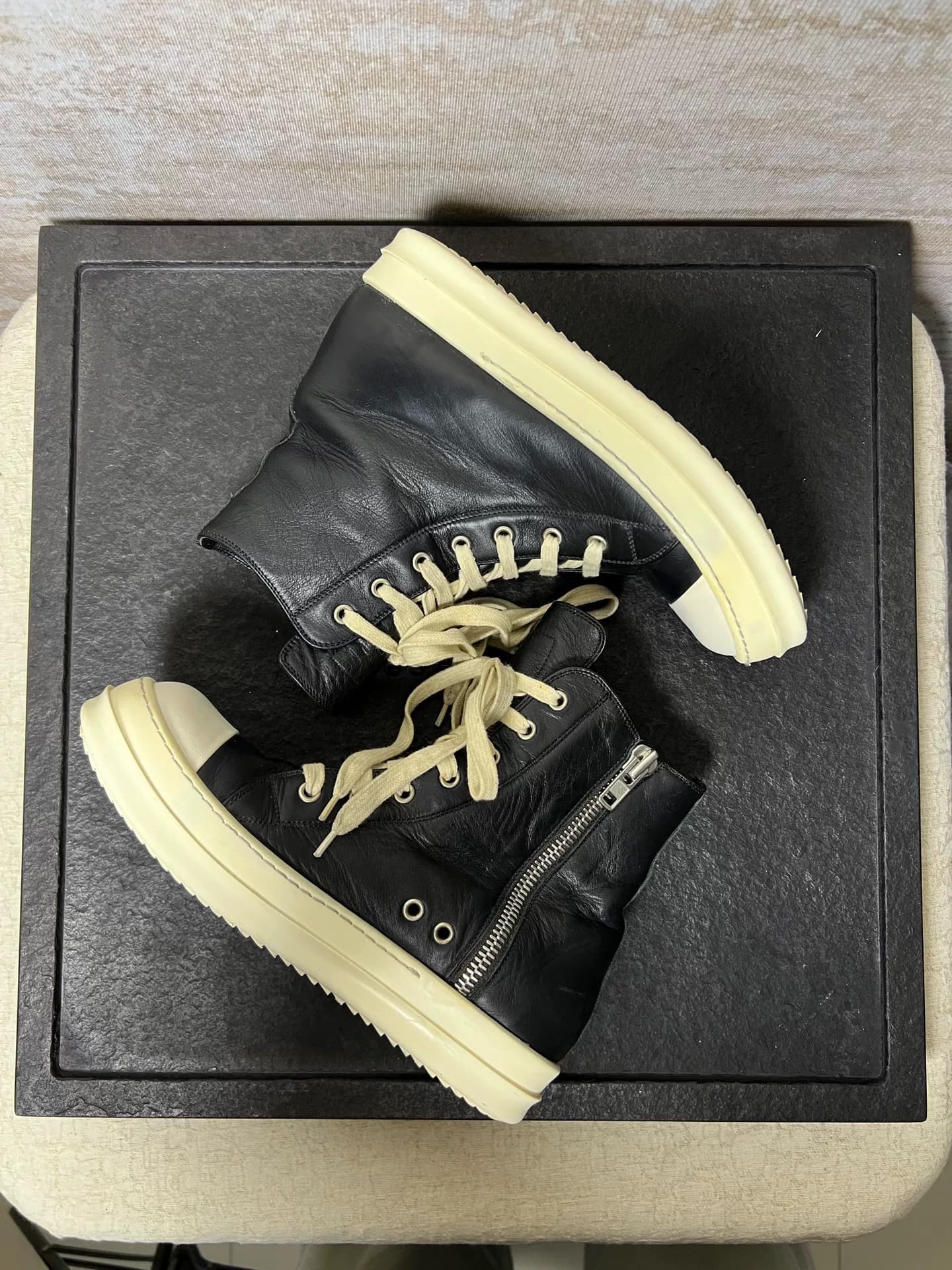 【Модель из воловьей кожи 39】Конверсы из воловьей кожи основной линии Rick Owens с высоким берцем