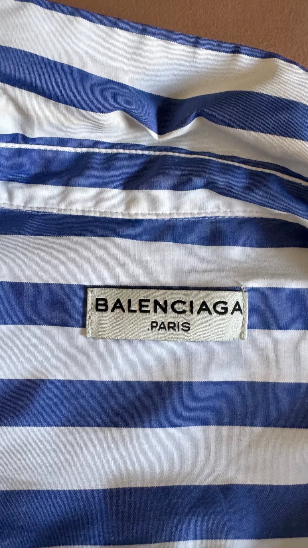Balenciaga/пиджак-рубашка в бело-голубую полоску от Balenciaga, последний список флагманского магазина