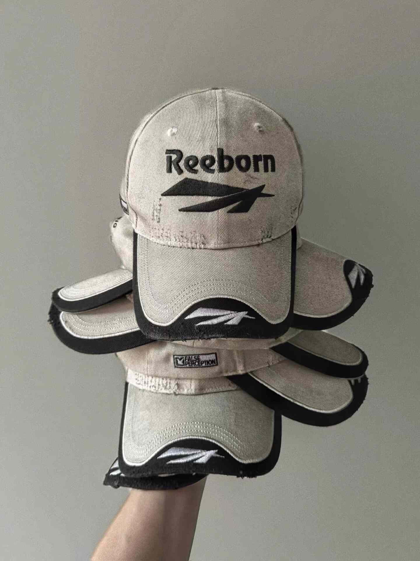 Ложное восприятие 26-летнего грязно-серого Reebo