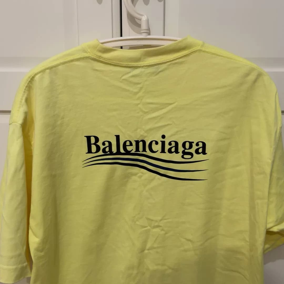 Короткая волна с буквенной печатью логотипа Balenciaga+ Balenciaga+ Cola