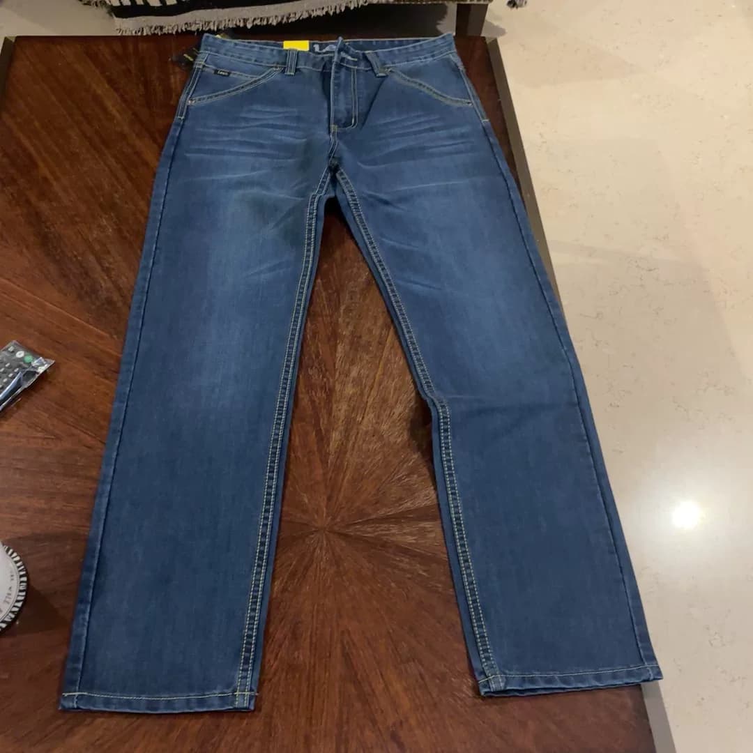 совершенно новый!Мужские джинсы Lee, размер 31, модель Regular fit,