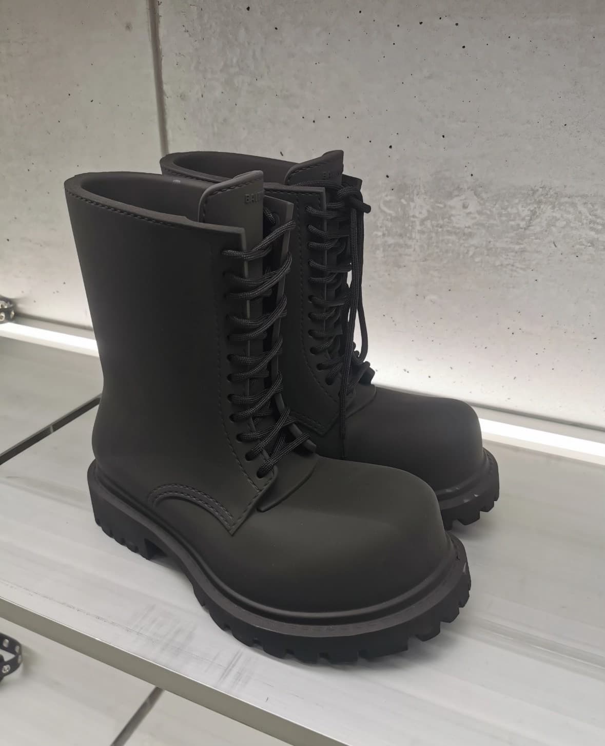 Balenciaga мужские черные высокие брюки Balenciaga с Микки-маусом