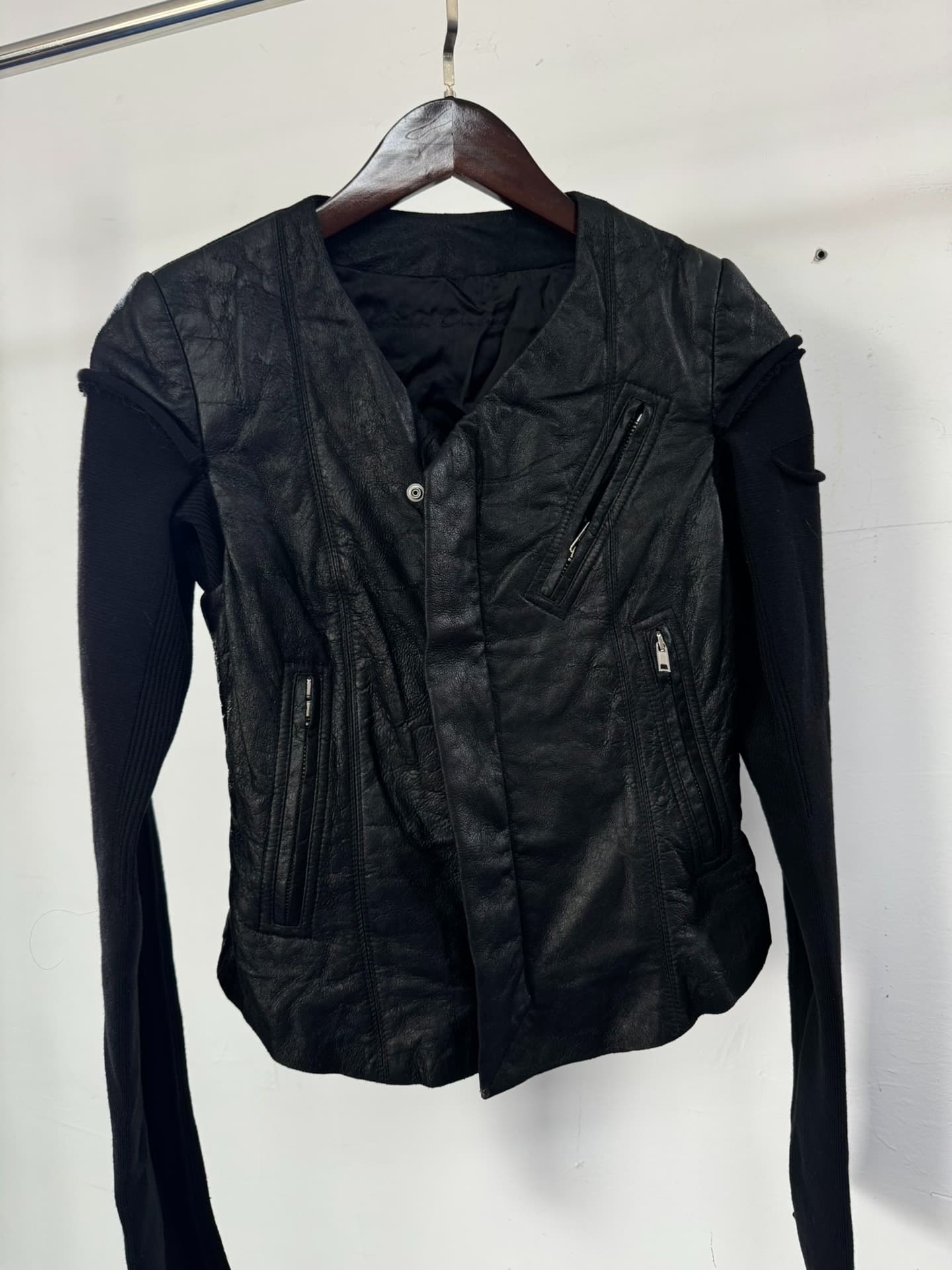 Мотоциклетная кожаная куртка RICKOWENS main line RO dark burst leather кожаная куртка для мотоциклов