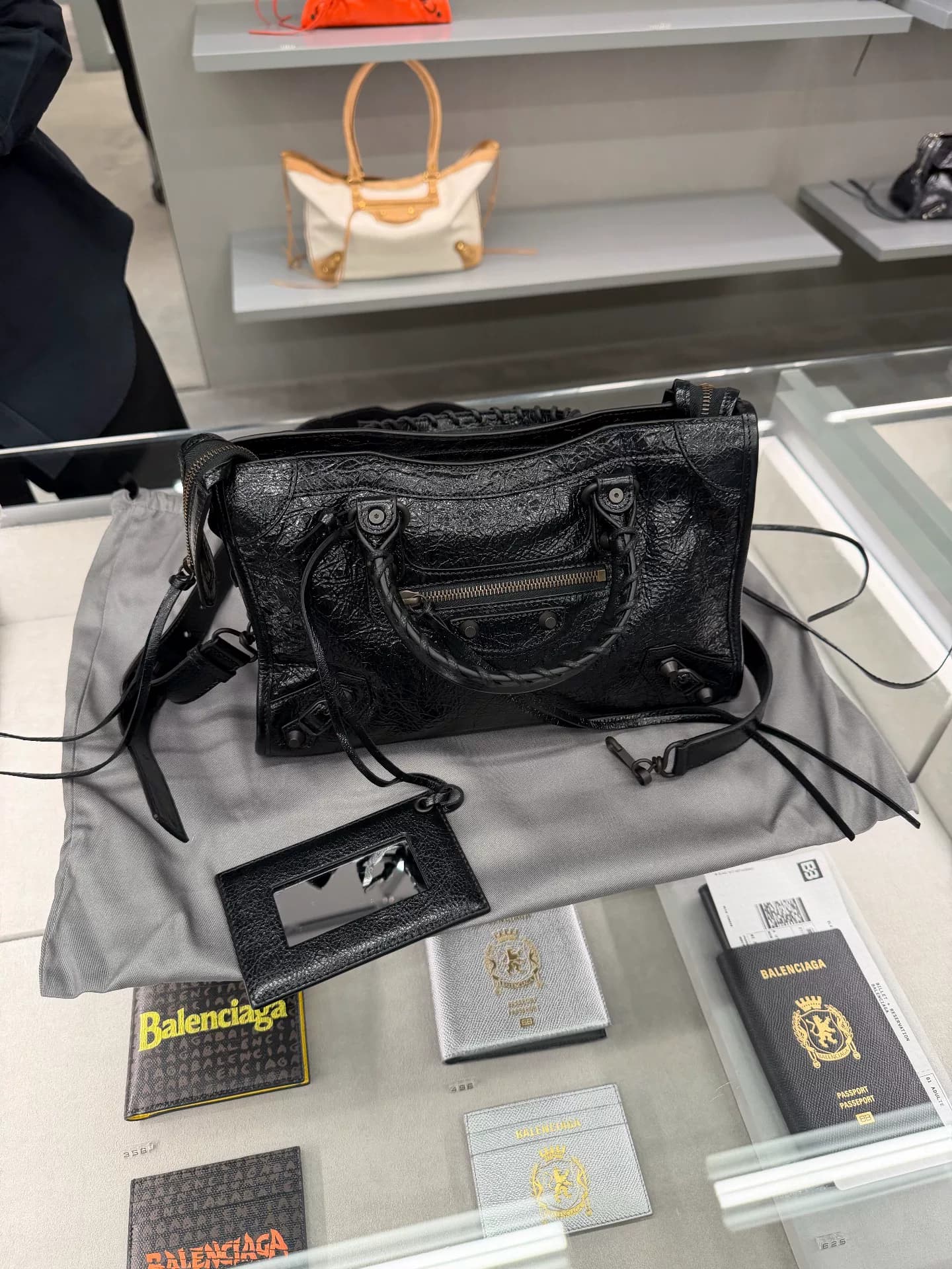 Маленькая сумочка BALENCIAGA от Balenciaga LE CITY