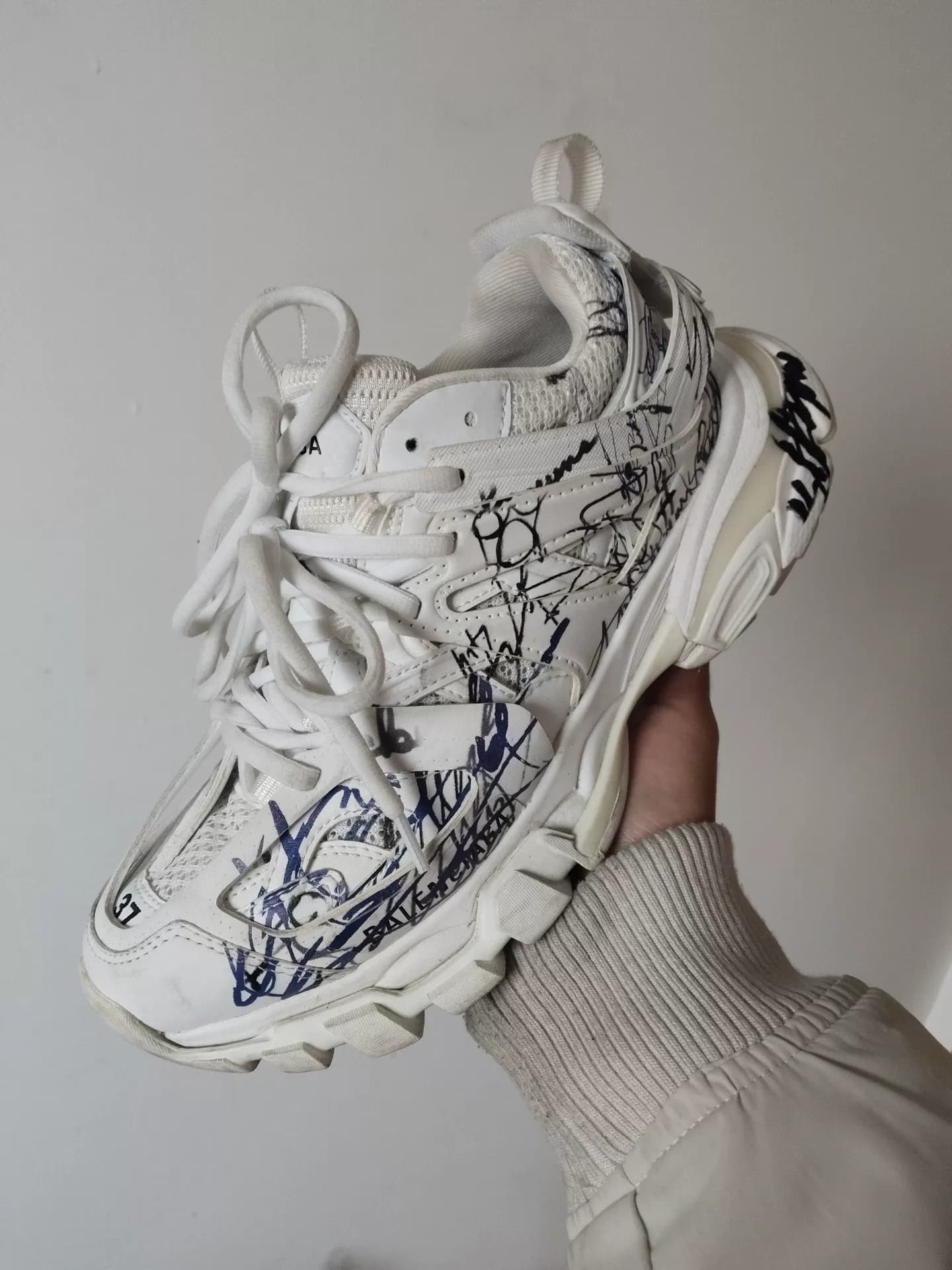 Размер 37 Balenciaga краска balenciaga track1.0