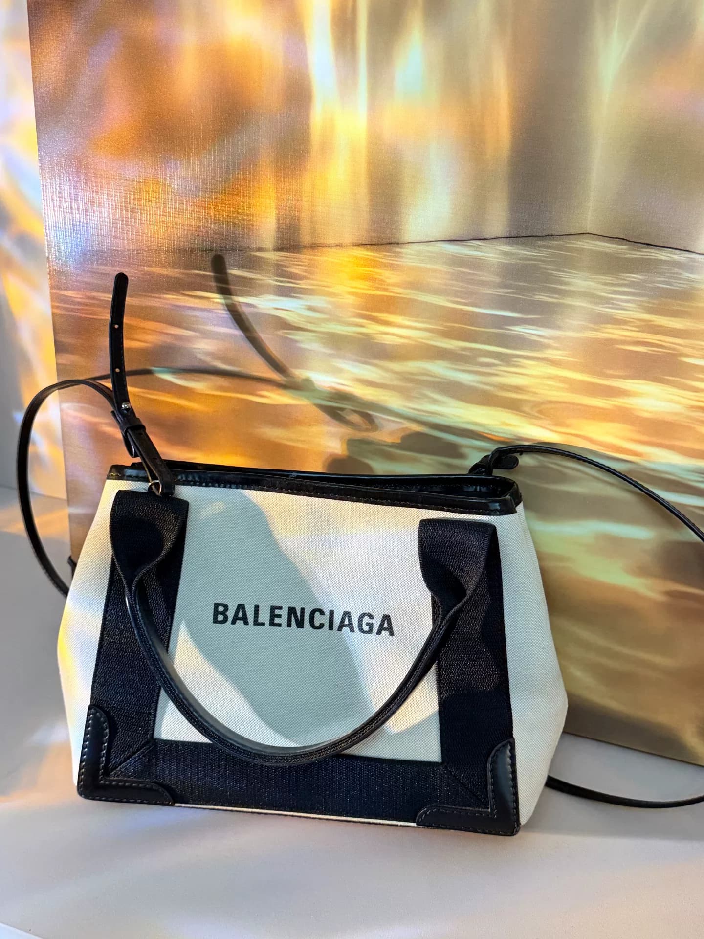 Журнал с логотипом Balenciaga Balenciaga Balenciaga Navy