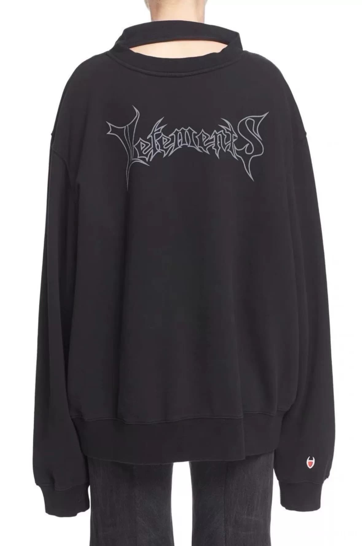Реверсивная двусторонняя вышивка с проколами Vetements 16ss