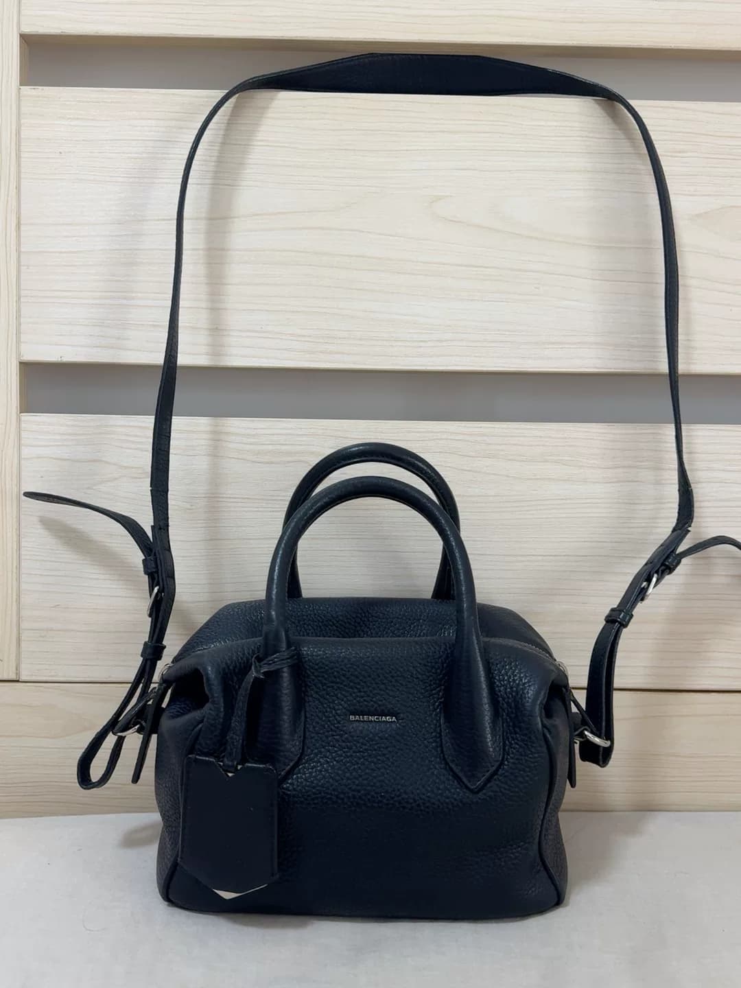 Balenciaga Баленсиага, стиль олд мани, сумка для боулинга из воловьей кожи первого слоя, подушка