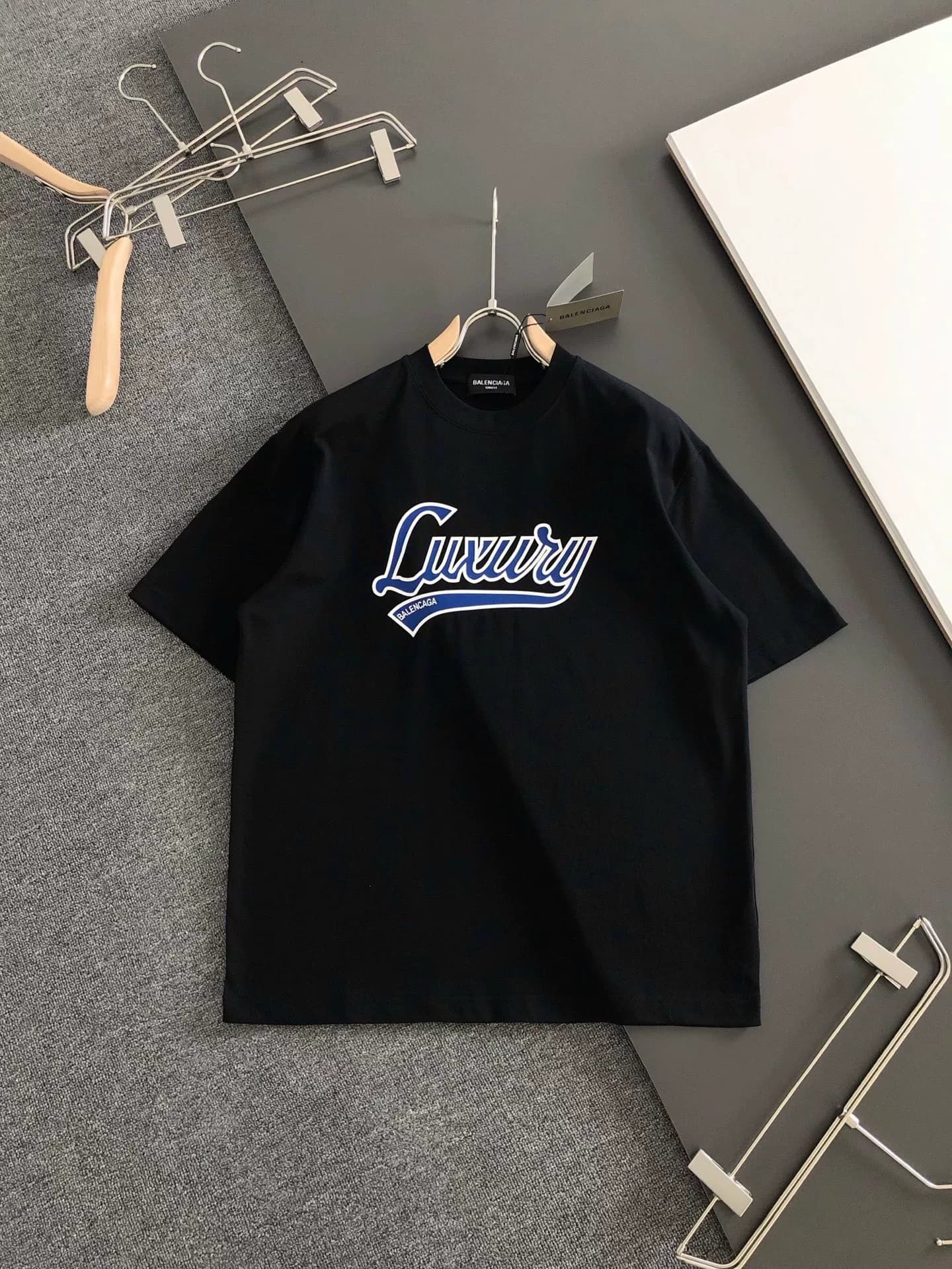 Весенне-летняя футболка с короткими рукавами Balenciaga Balenciaga 2026SS, тег three