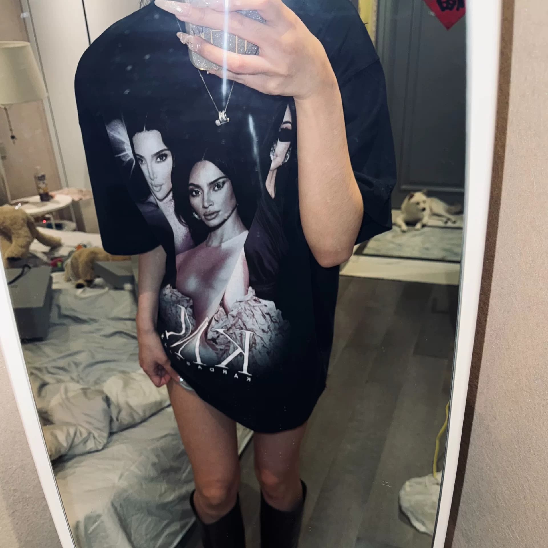 Короткий рукав от Balenciaga Kardashian