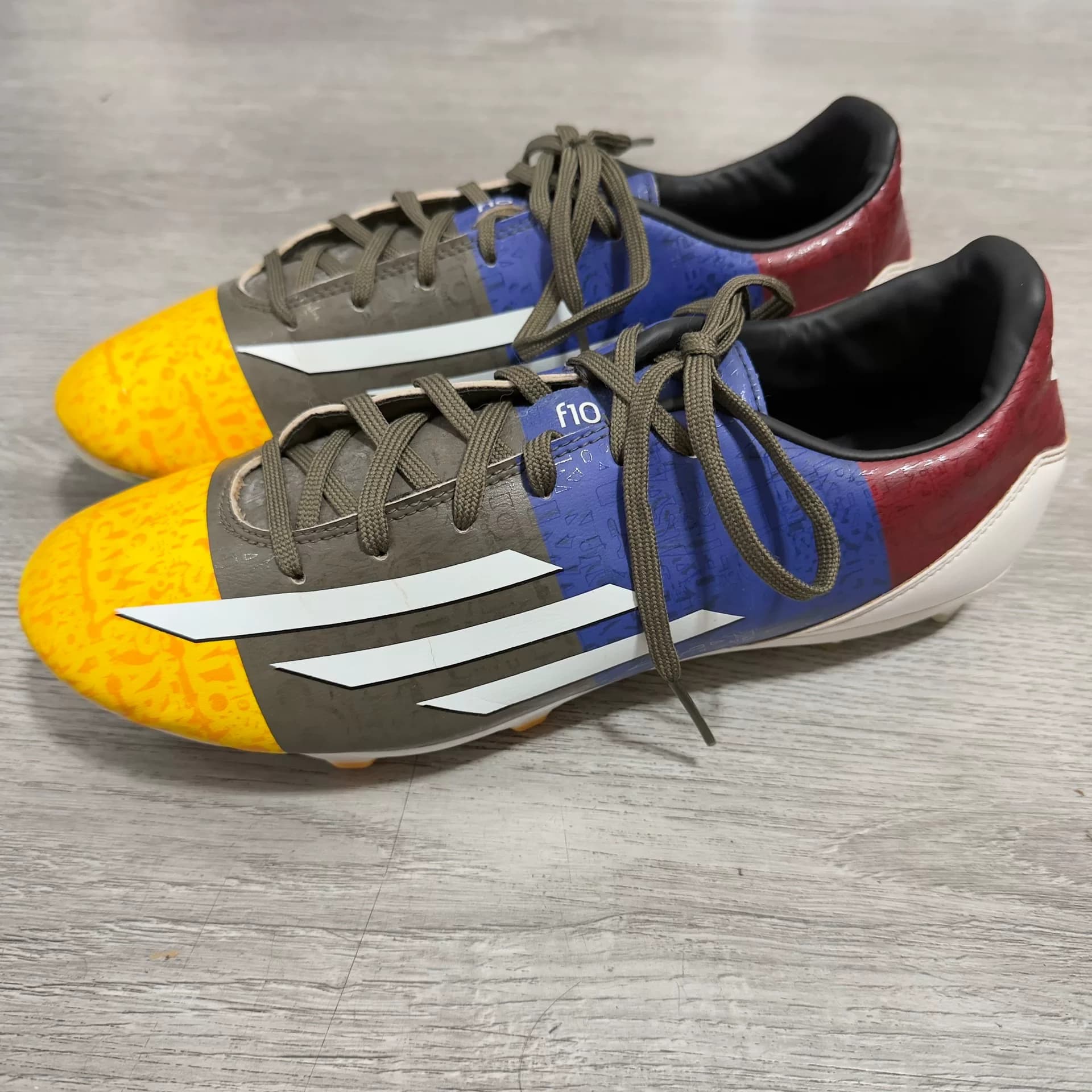 Футбольные бутсы Adidas Messi F10 TF, размер 43,5, позитивный