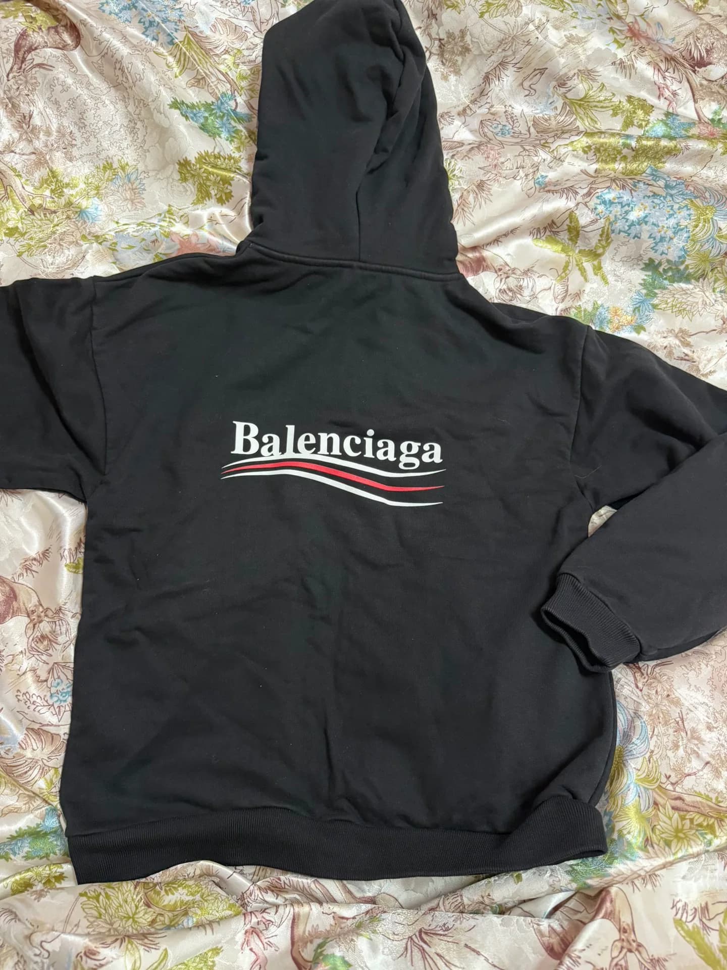Свитер с капюшоном Balenciaga для мужчин и женщин