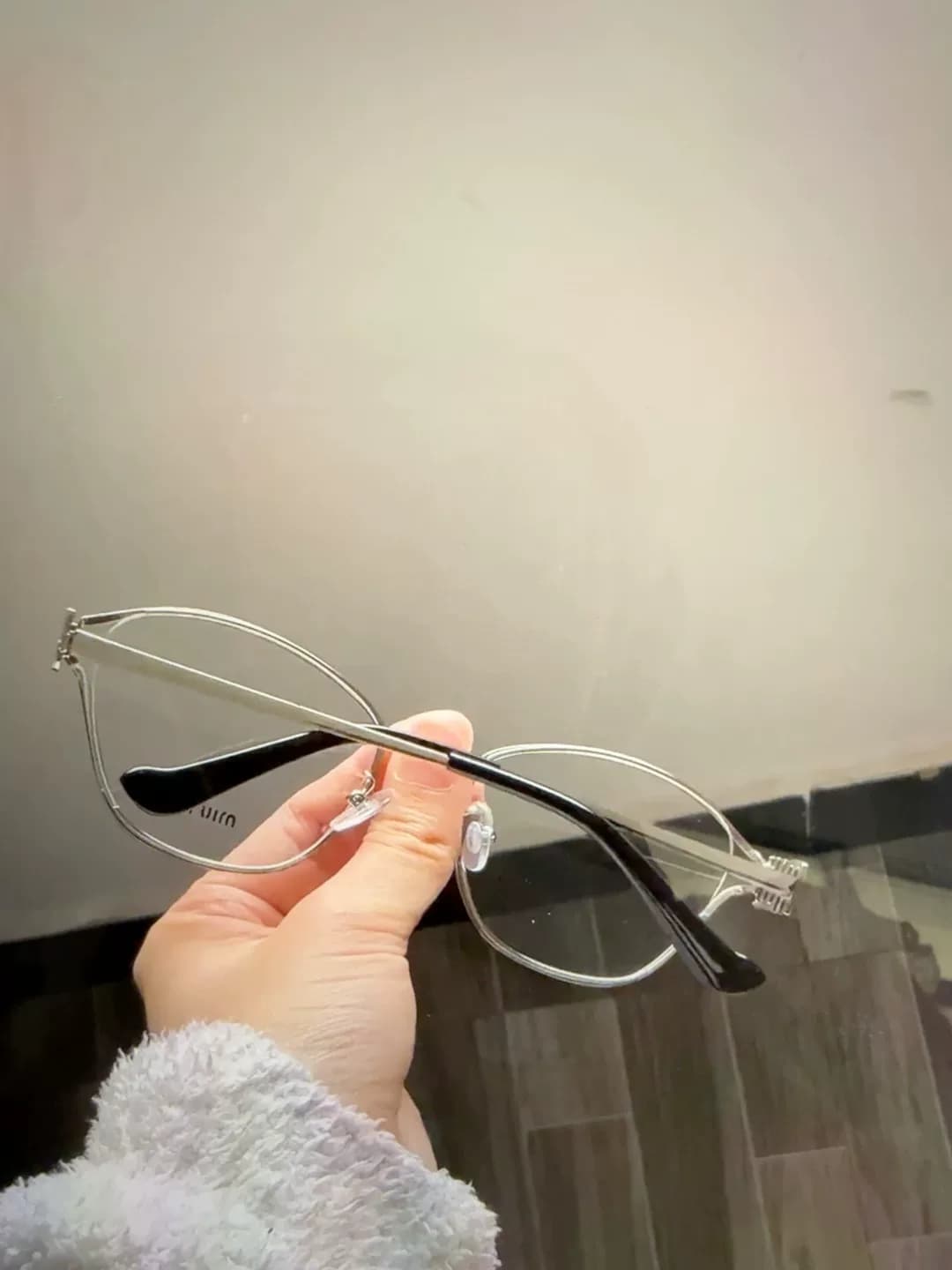 плоское зеркало miu miu
