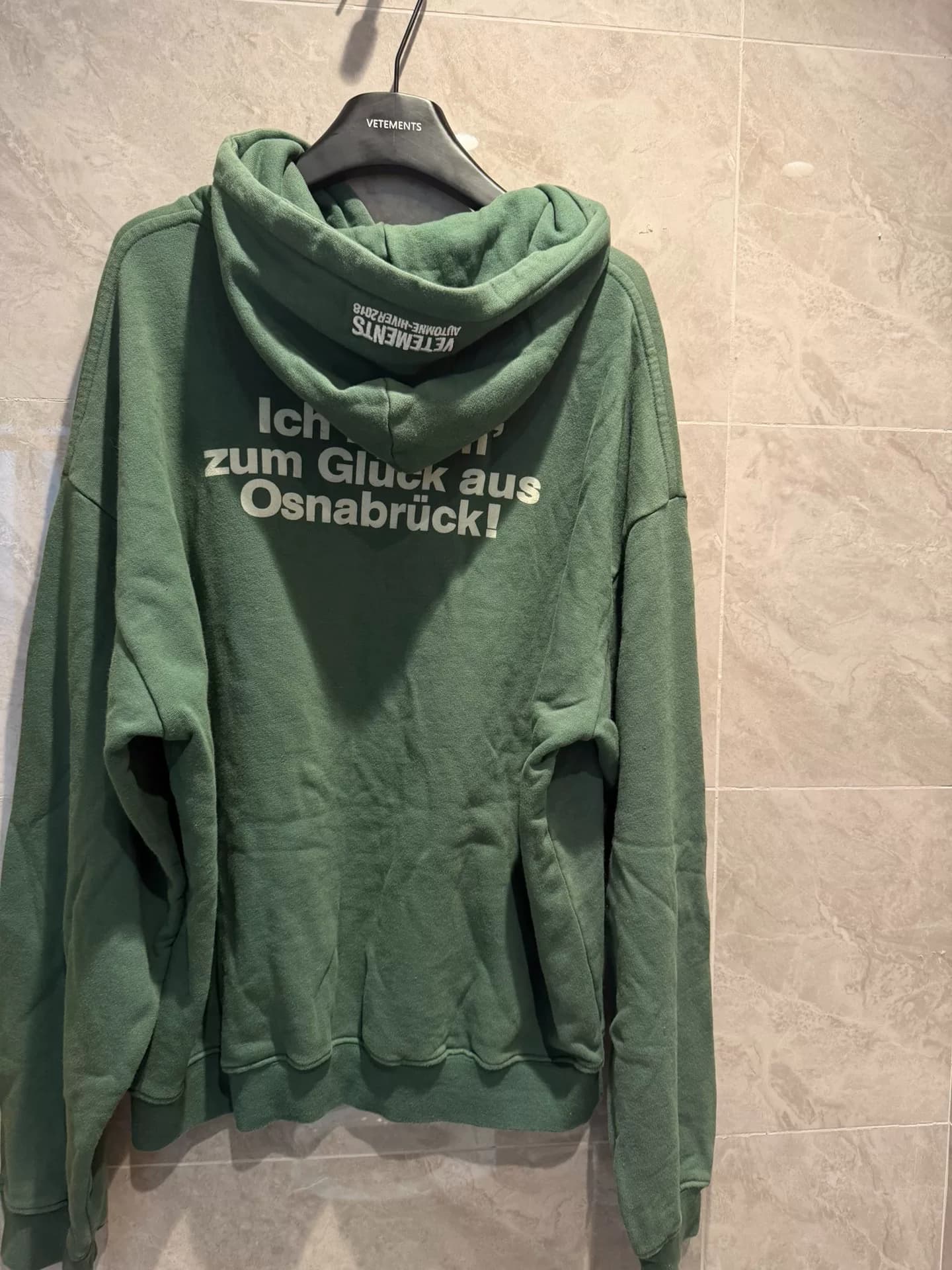 Толстовка с немецким слоганом Vetements 18ss