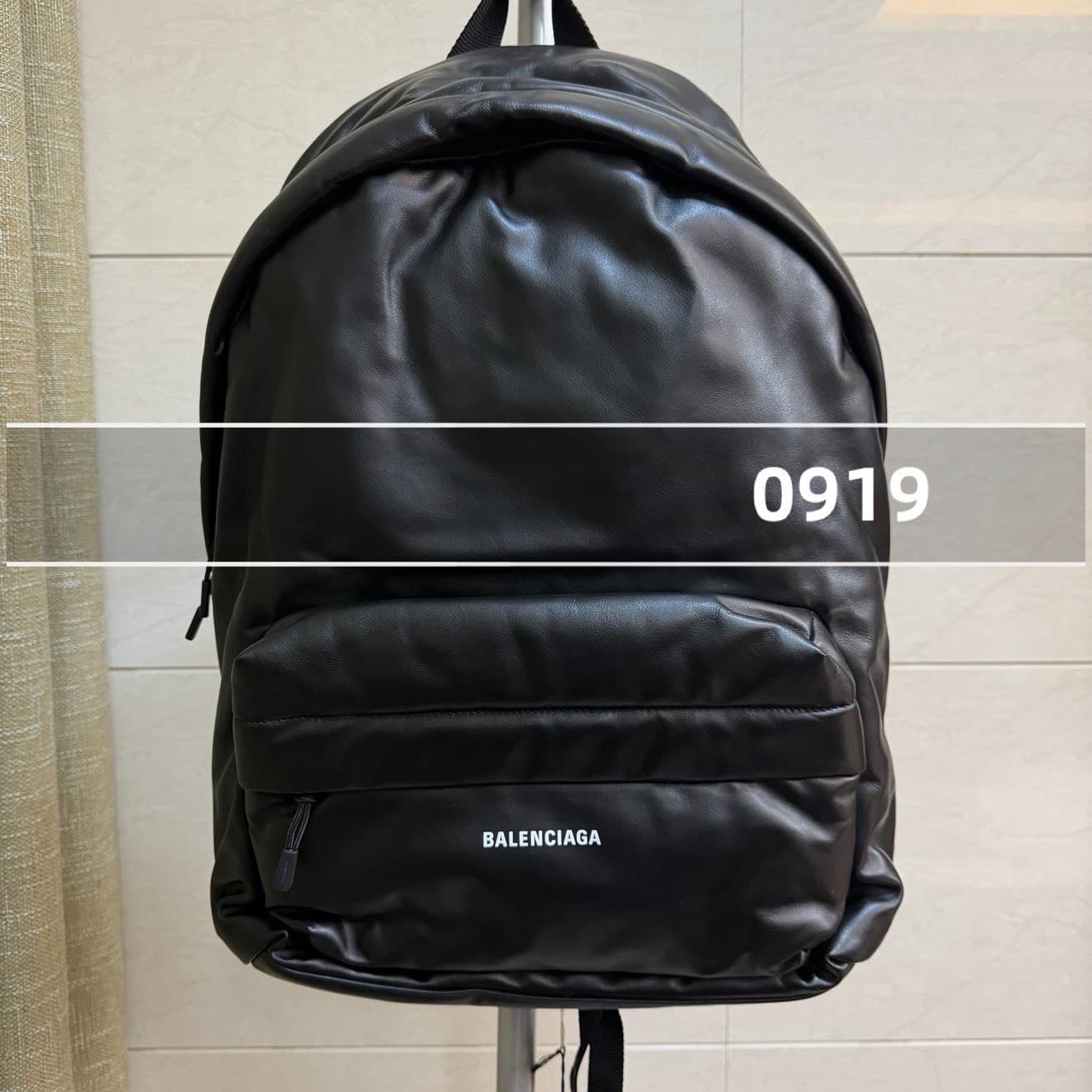Рюкзак Balenciaga Balenciaga из глянцевой телячьей кожи