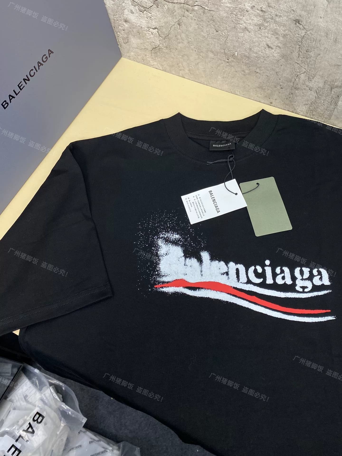 Убыток Qing Balenciaga Блур Кока-Кола принт футболка с коротким рукавом, свободного кроя
