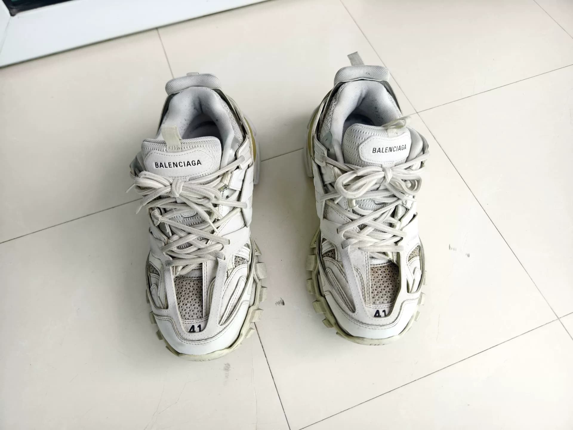 Кроссовки Balenciaga Track Daddy, белые, размер 41, натуральная кожа, все аксессуары из обувной коробки на месте.носить