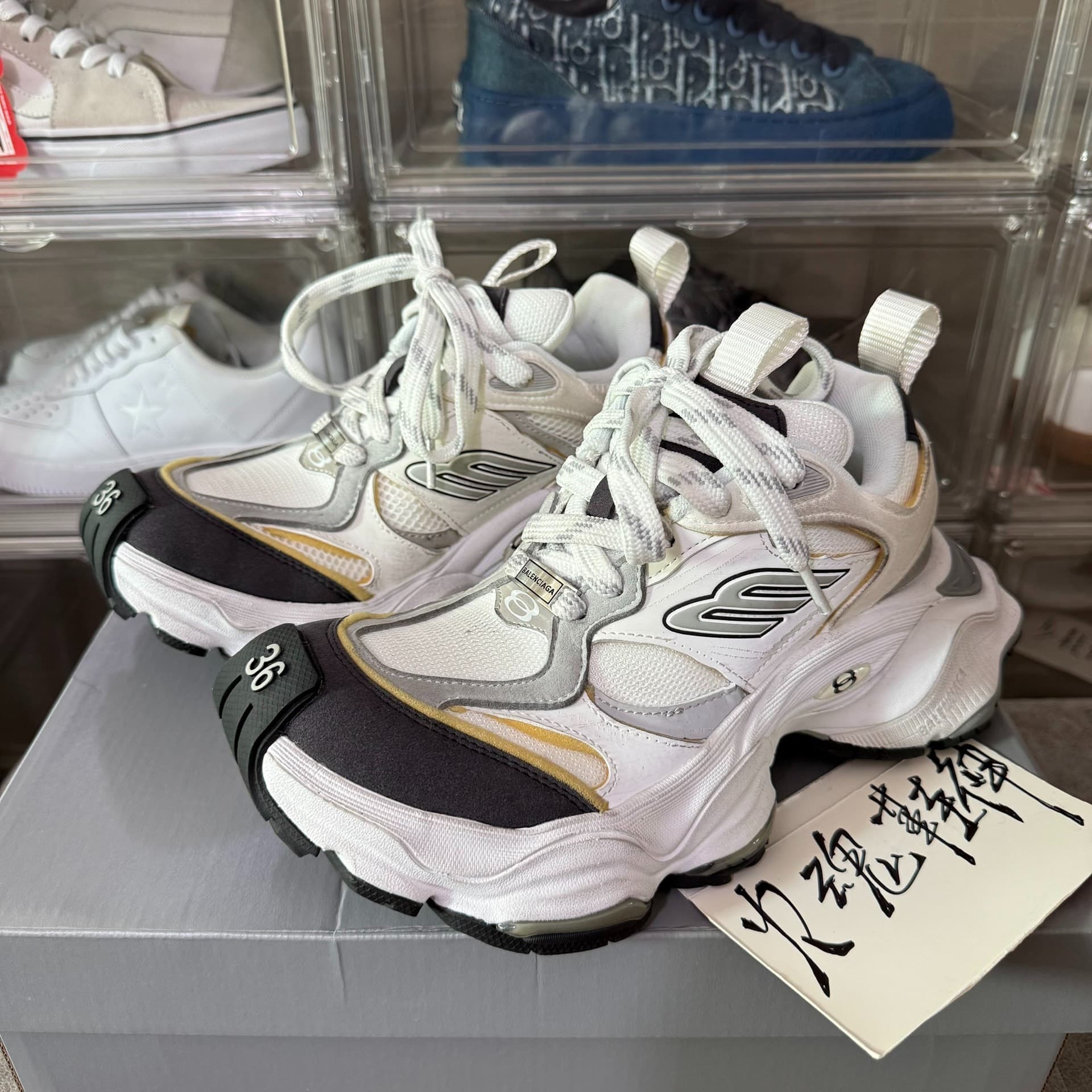 Шнуровка Balenciaga Balenciaga Cargo с круглым носком