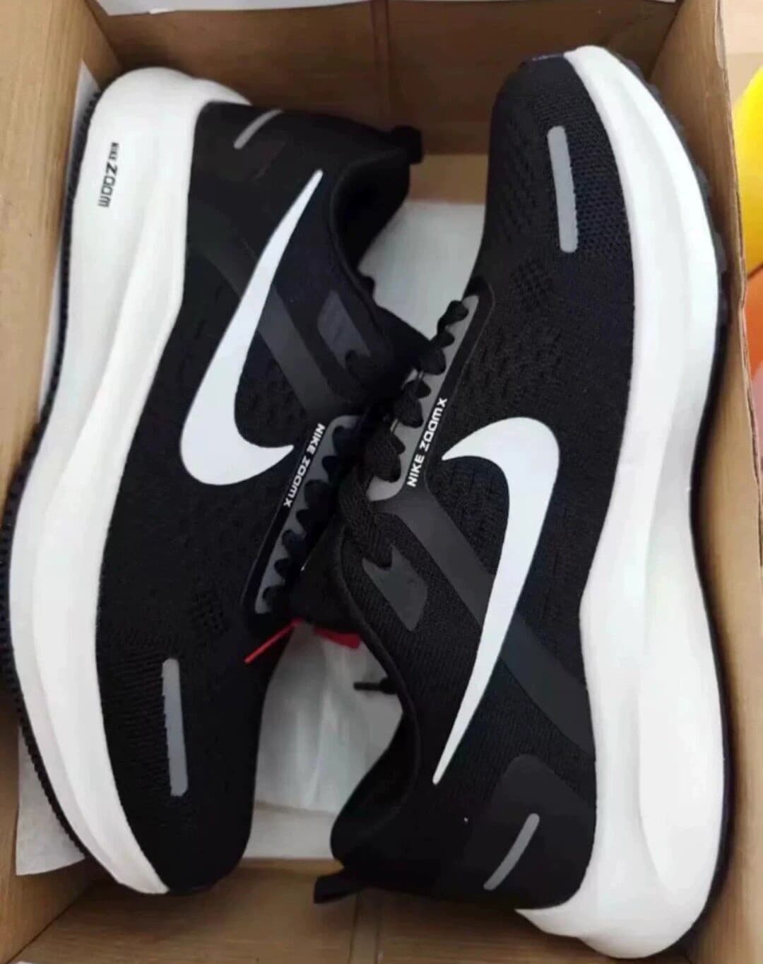 Совершенно новая повседневная спортивная обувь Nike, кроссовки для бега, мужская обувь, купленная по первоначальной цене более 500 долларов, уже неск…
