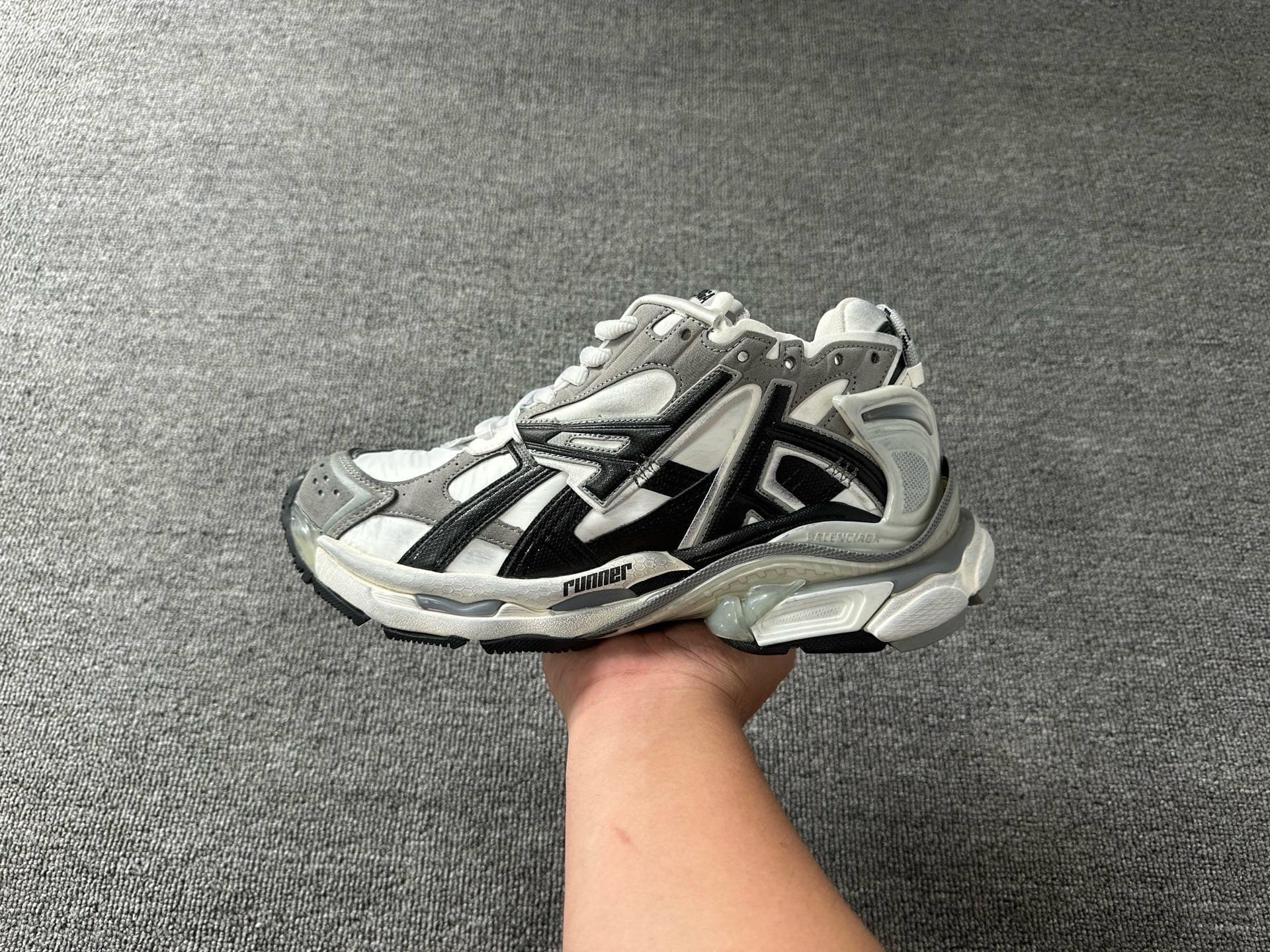 Balenciaga Runner 7-го поколения