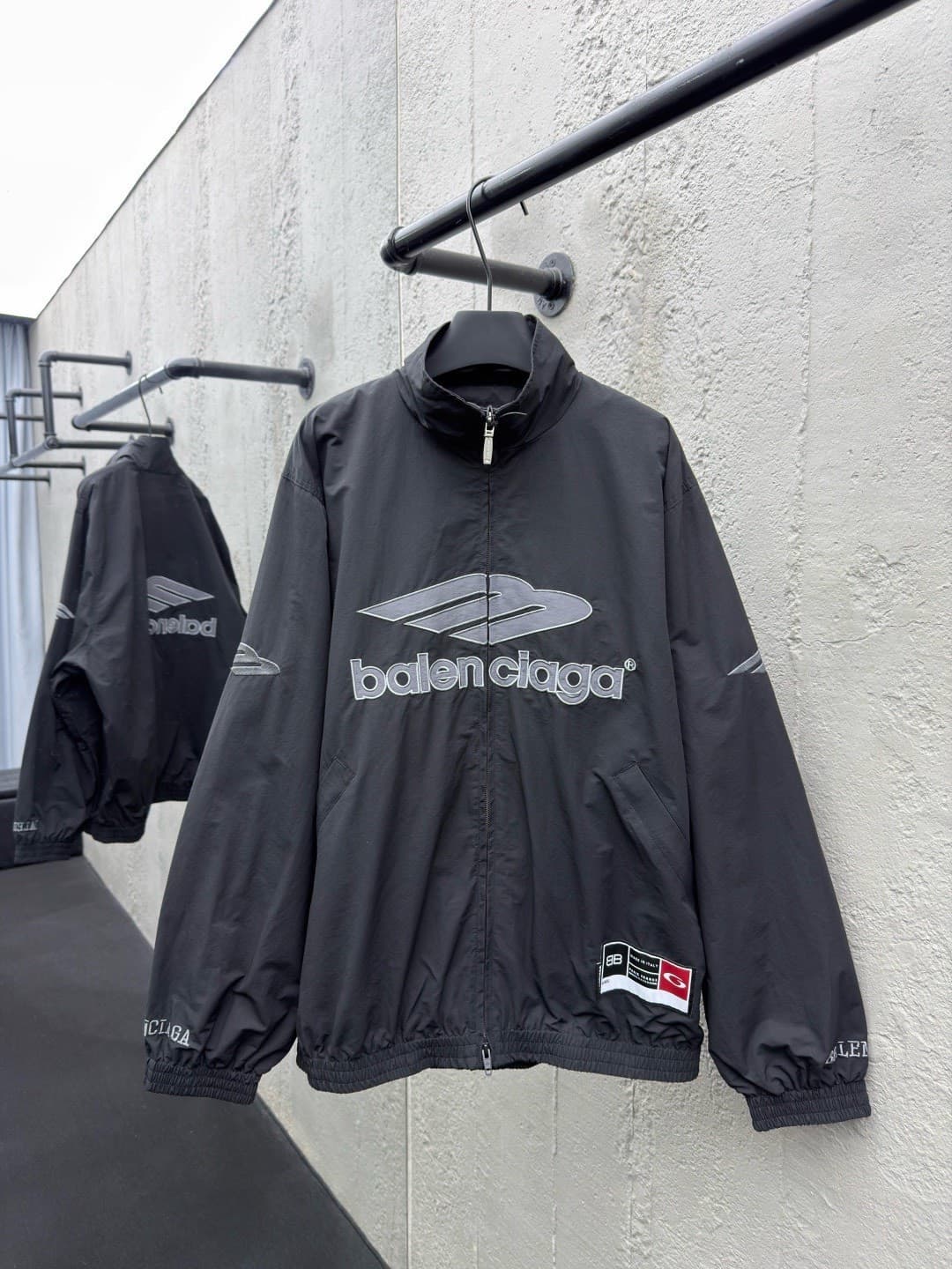 Высококачественная вышивка логотипа Balenciaga Paris 3M буквами высокой четкости