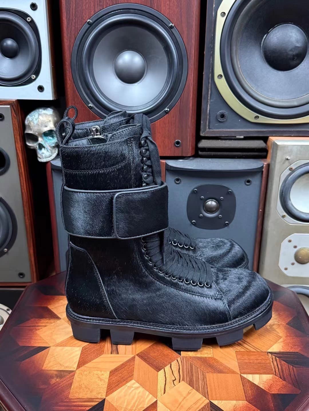 Рик Оуэнс (Rick·Owens) темные ботинки на толстой подошве с высоким берцем