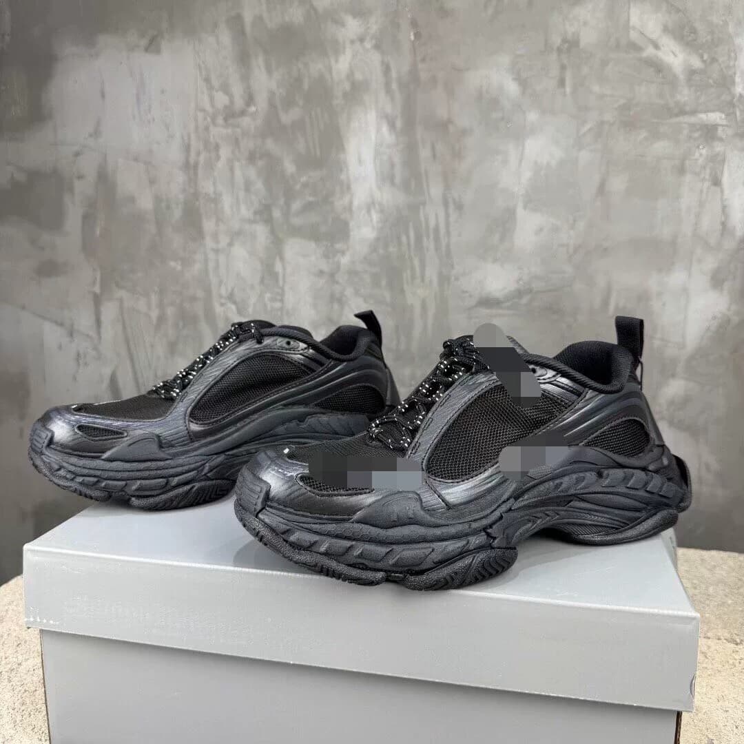 Balenciaga Triple S