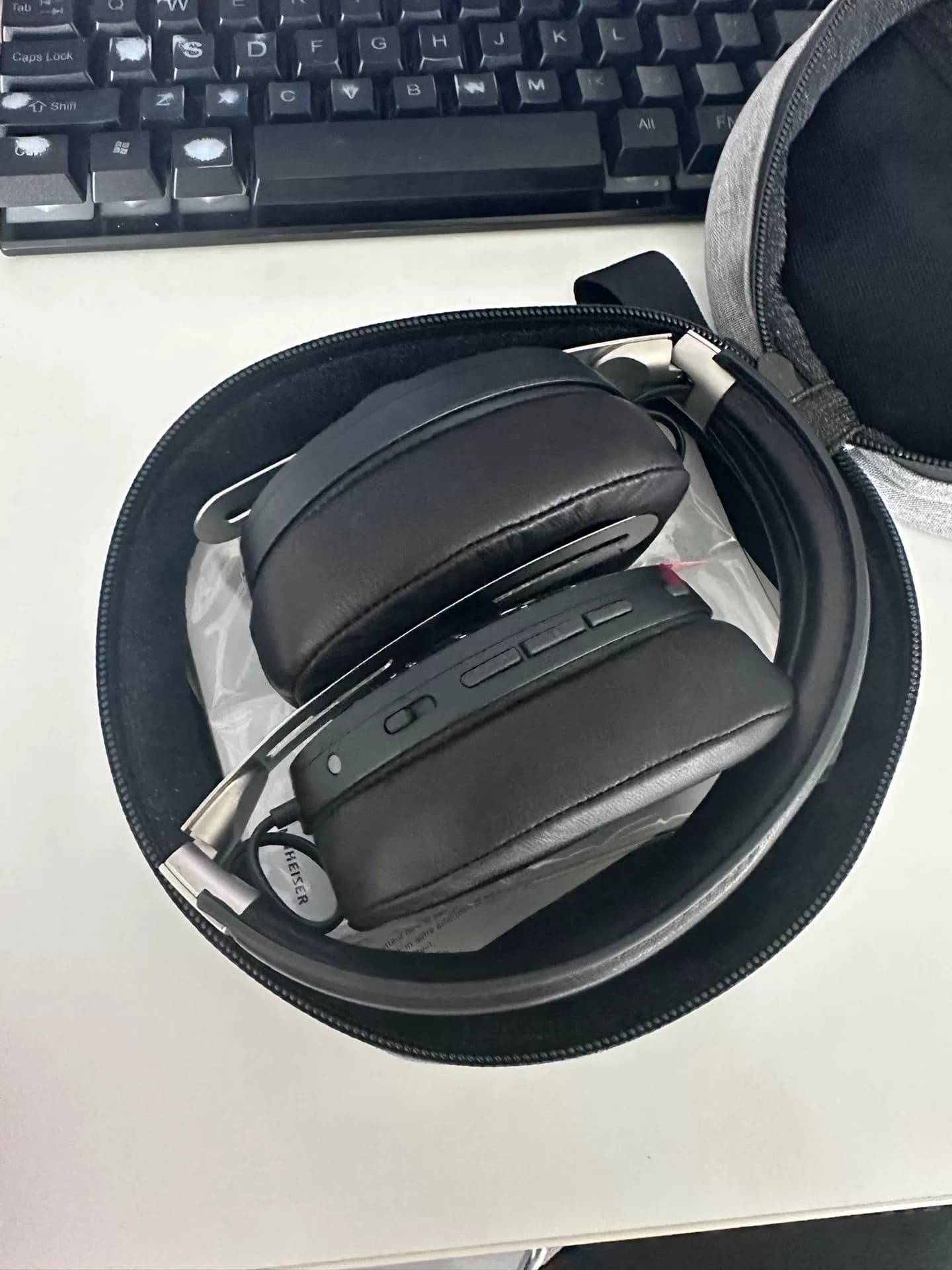 Sennheiser MOMENTUM+Беспроводная связь+3 большие булочки на пару 3-го поколения