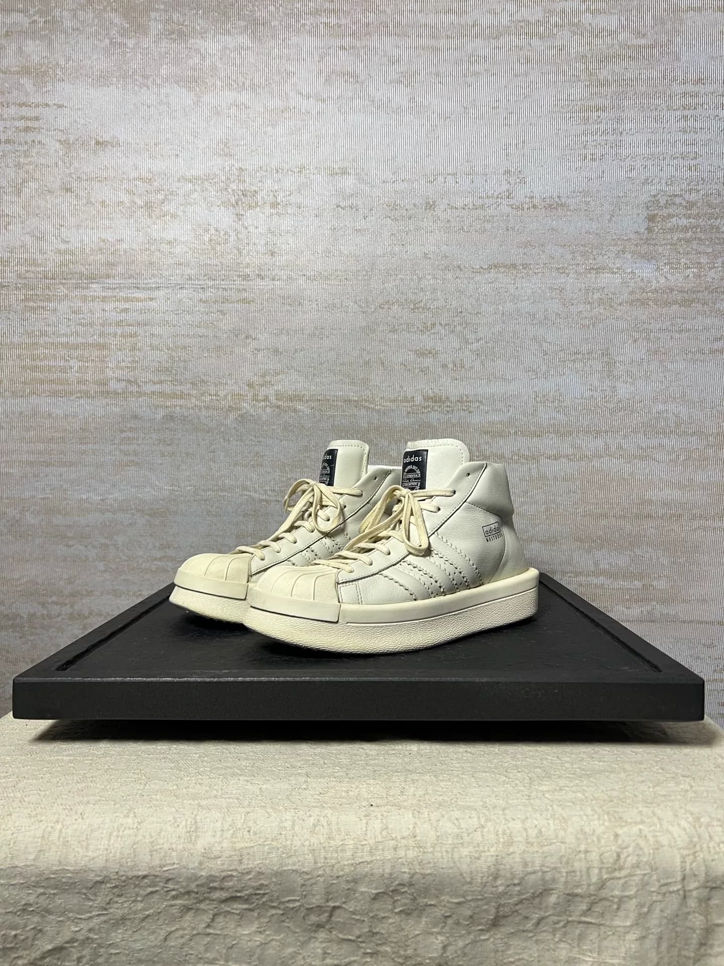 【Кобрендинговая модель 42】Кобрендинговая модель Adidas pure white m основной линии от Rick Owens