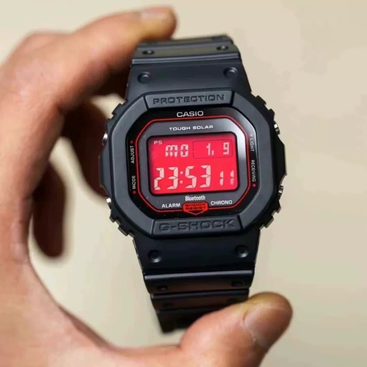Водонепроницаемые спортивные часы Casio Blood Crane Small Square Watch dw5600 Black Samurai Small Square