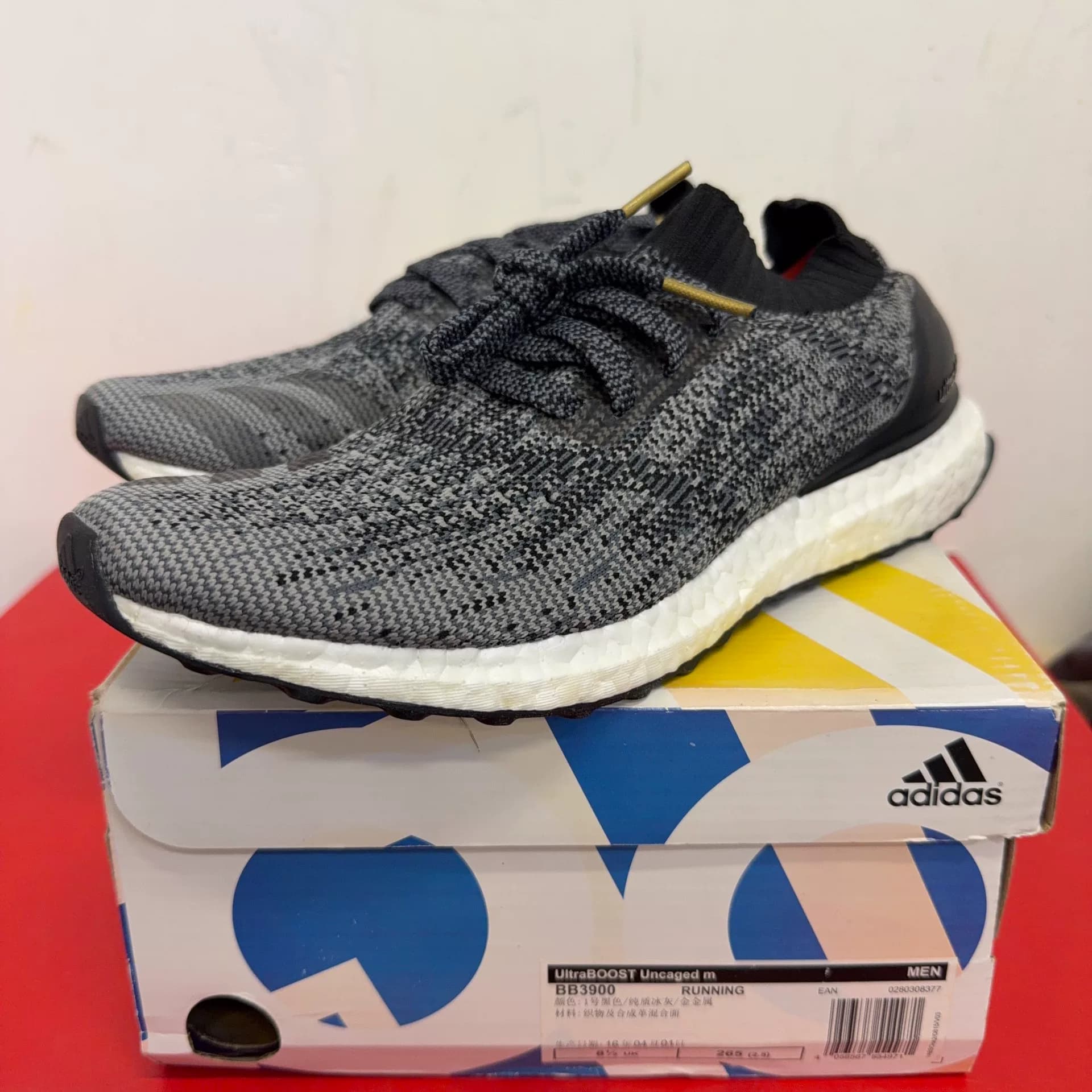 носки adidas ULT Boost черно-бело-серые