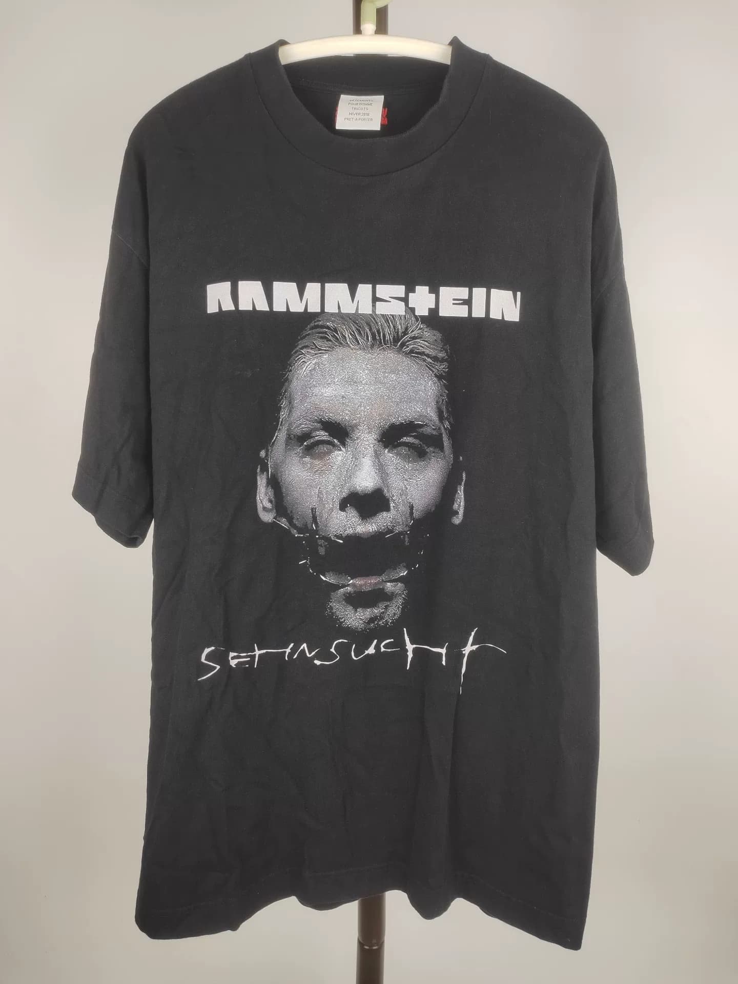 Футболка с принтом немецкой группы бронированных автомобилей VETEMENTS Rammstein с короткими рукавами